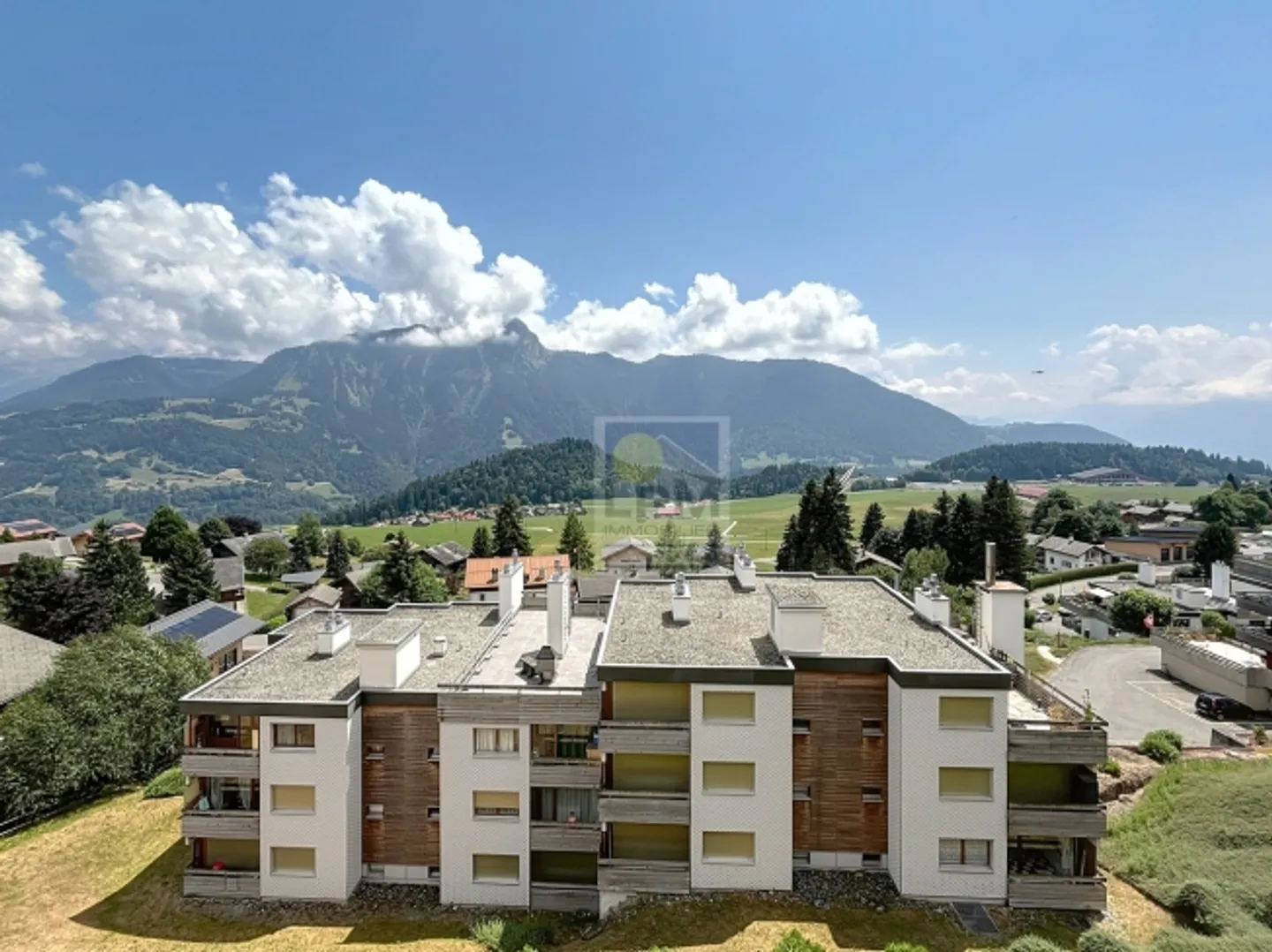 2,5-Zimmer-Wohnung im obersten Stock mit unverbautem Südblick - Foto 12 von 13