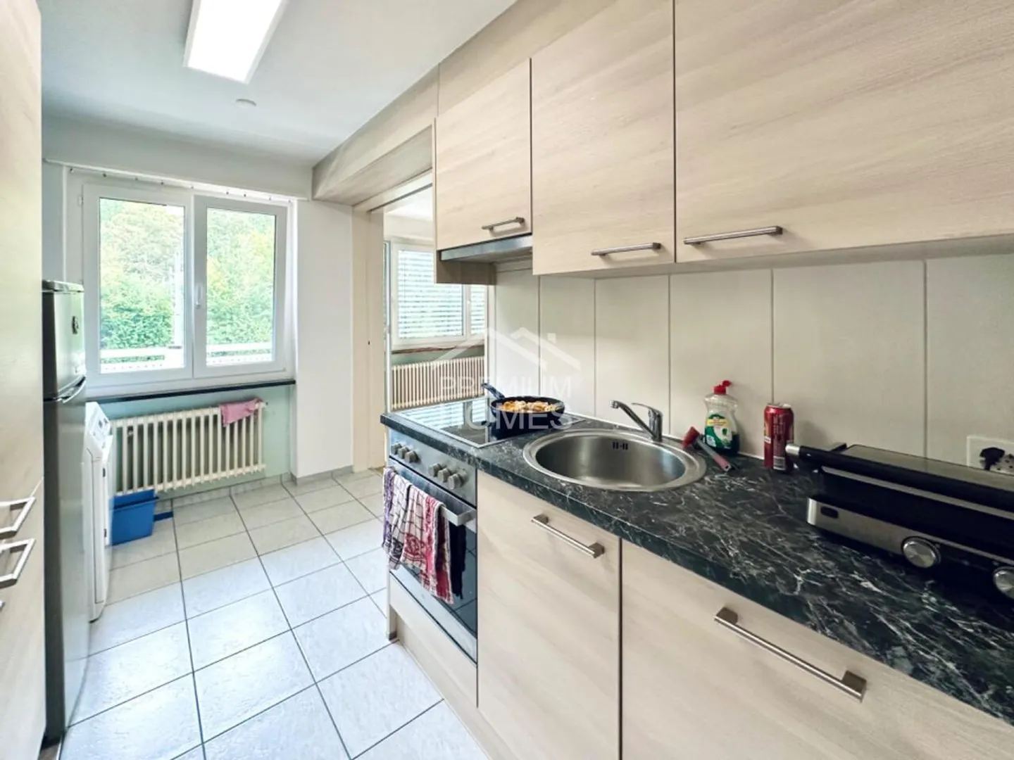 Living and Investing - with Top Connectivity - Photo 2 of 8