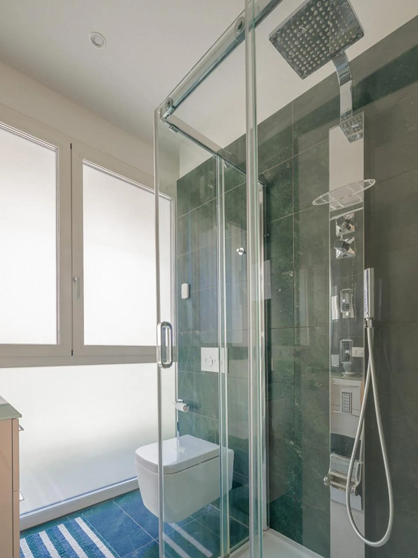 3.5 ROOMS IN LUGANO CENTER - Photo 8 of 9