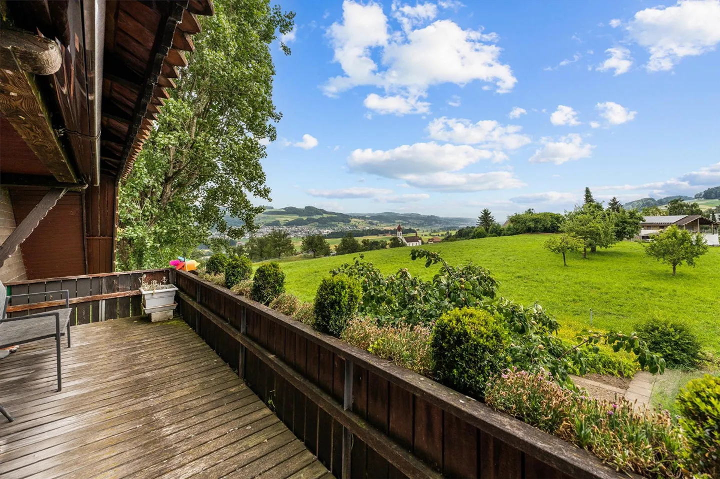 Maison de campagne à Winikon avec piscine, cave à vin et grand terrain - Photo 12 sur 16