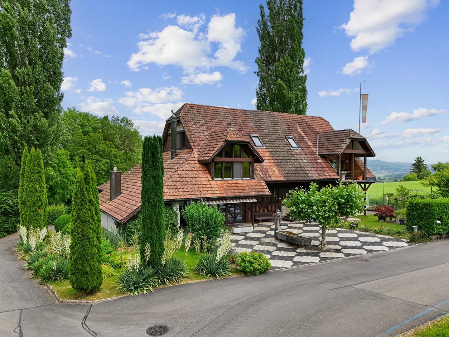 Maison de campagne à Winikon avec piscine, cave à vin et grand terrain - Photo 15 sur 16