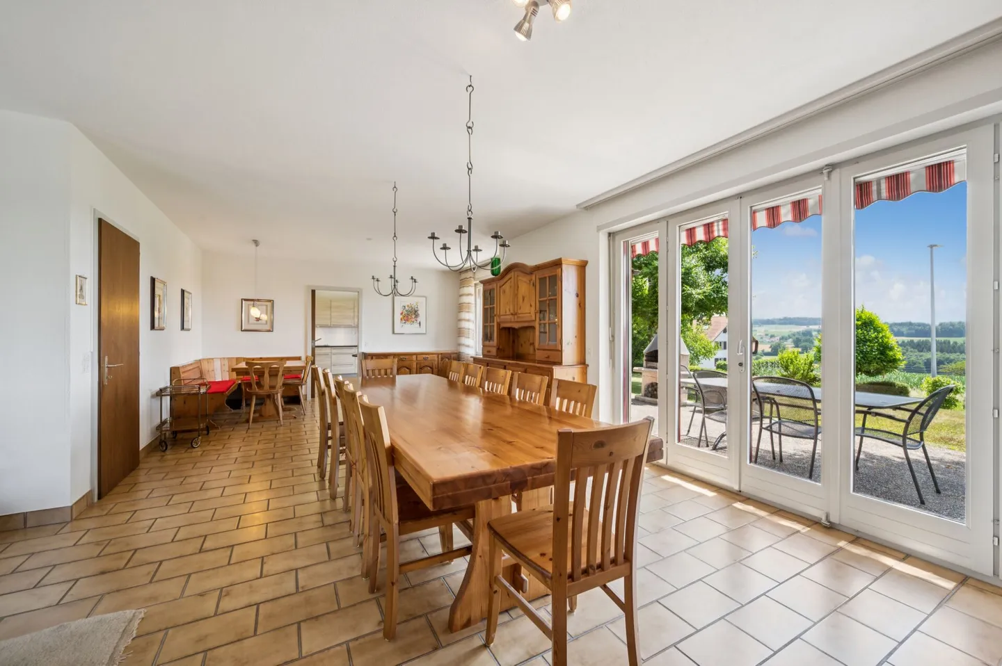 Tanto spazio, tanto potenziale - Casa indipendente a Cressier con vista sulle Alpi - Foto 7 di 14