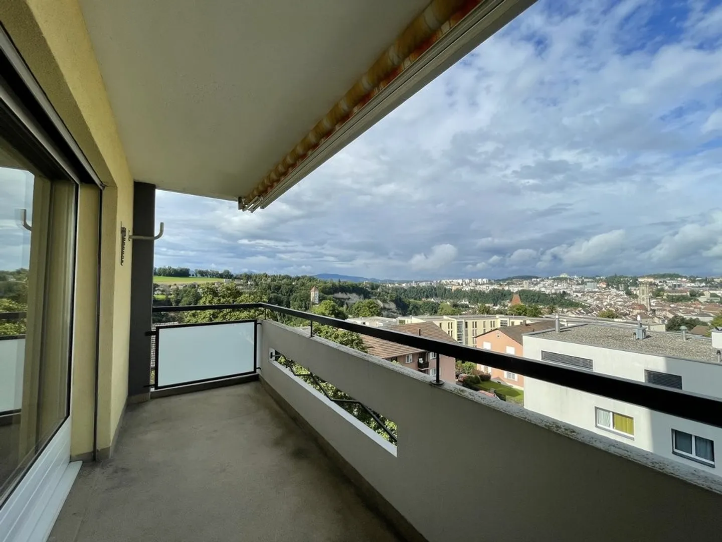 Superb view of the city - Photo 1 of 6