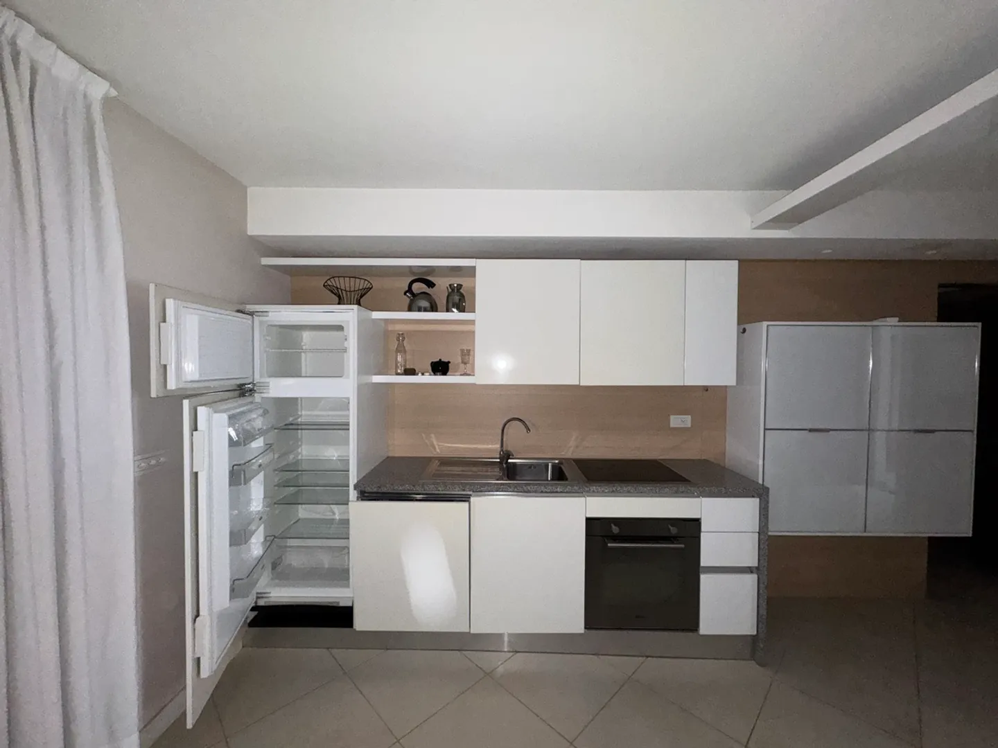 MODERN AND COMFORTABLE APARTMENT IN VILLA IVY RESIDENCE - Photo 3 of 5