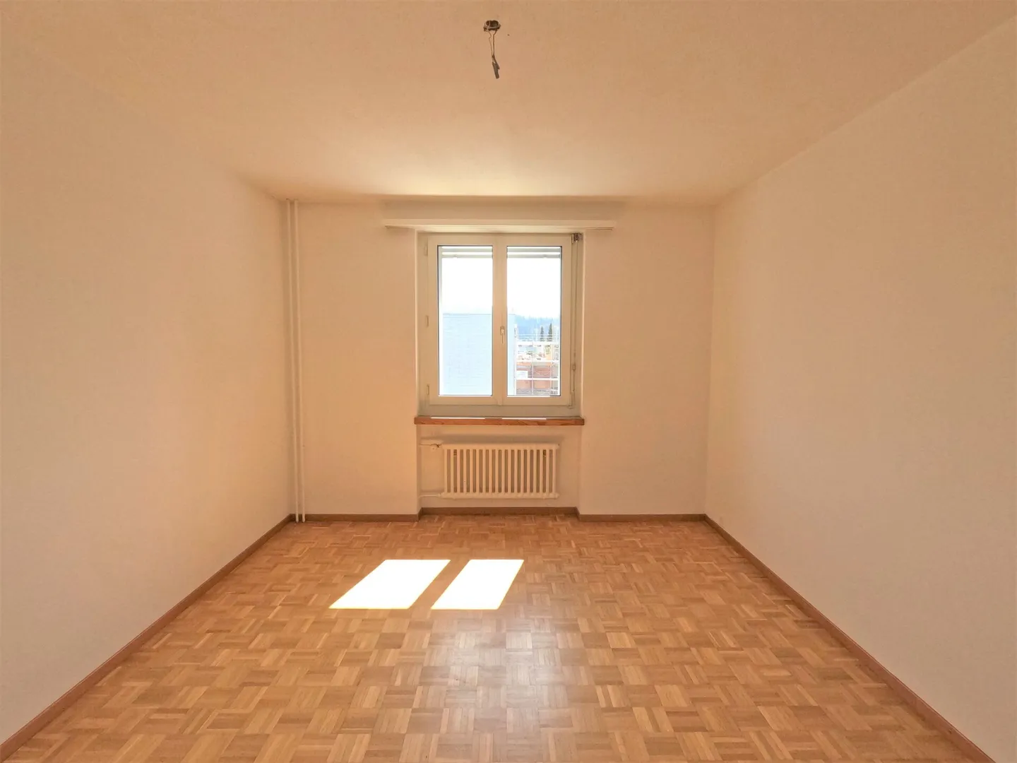 Votre nouveau chez-vous vous attend à Gossau ! - Photo 6 sur 9