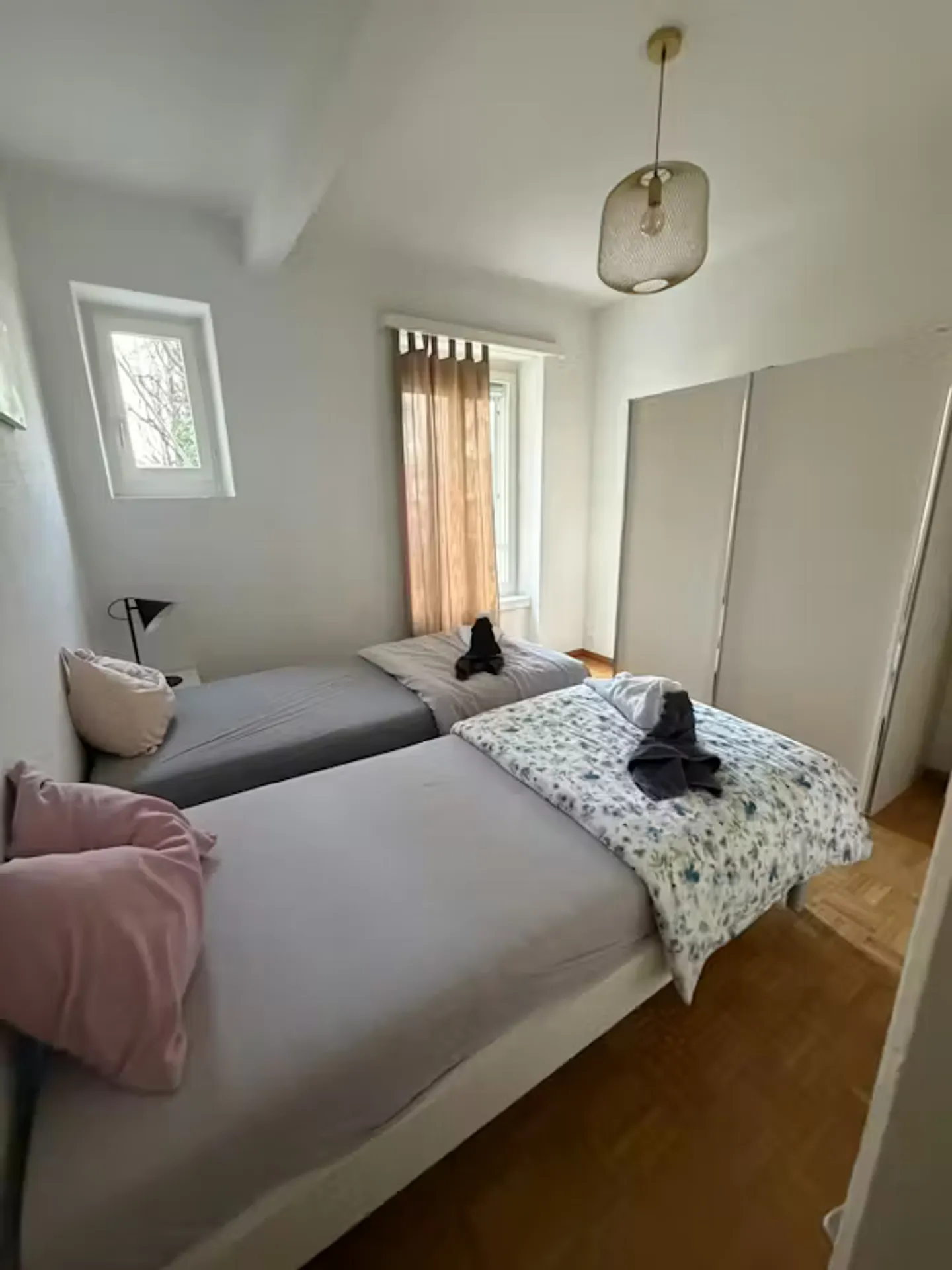 Charmantes Chalet in Zürich - Foto 4 von 10