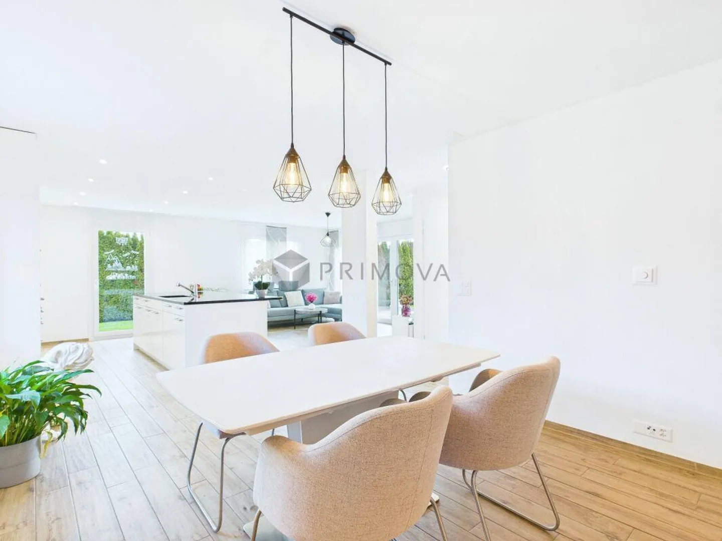 Charmantes Einfamilienhaus mit Garten - Foto 4 von 11