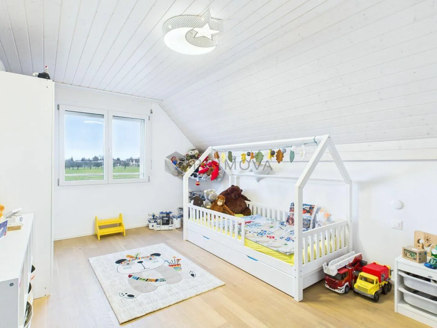 Charmantes Einfamilienhaus mit Garten - Foto 8 von 11