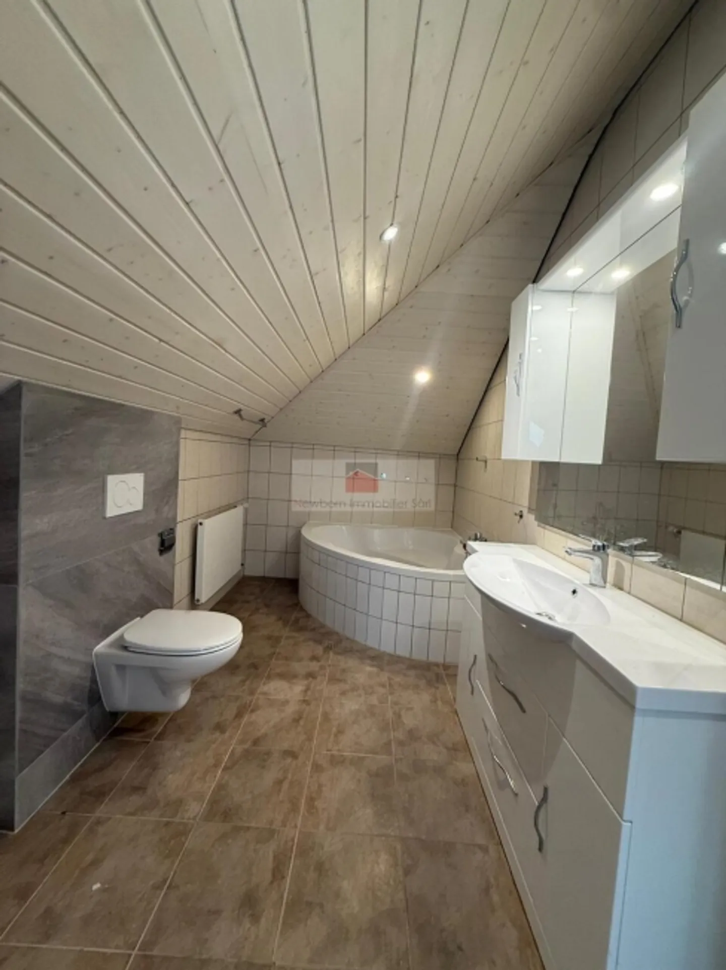 In affitto - Ampio appartamento di 5,5 locali nel cuore di Vallorbe - Foto 6 di 7