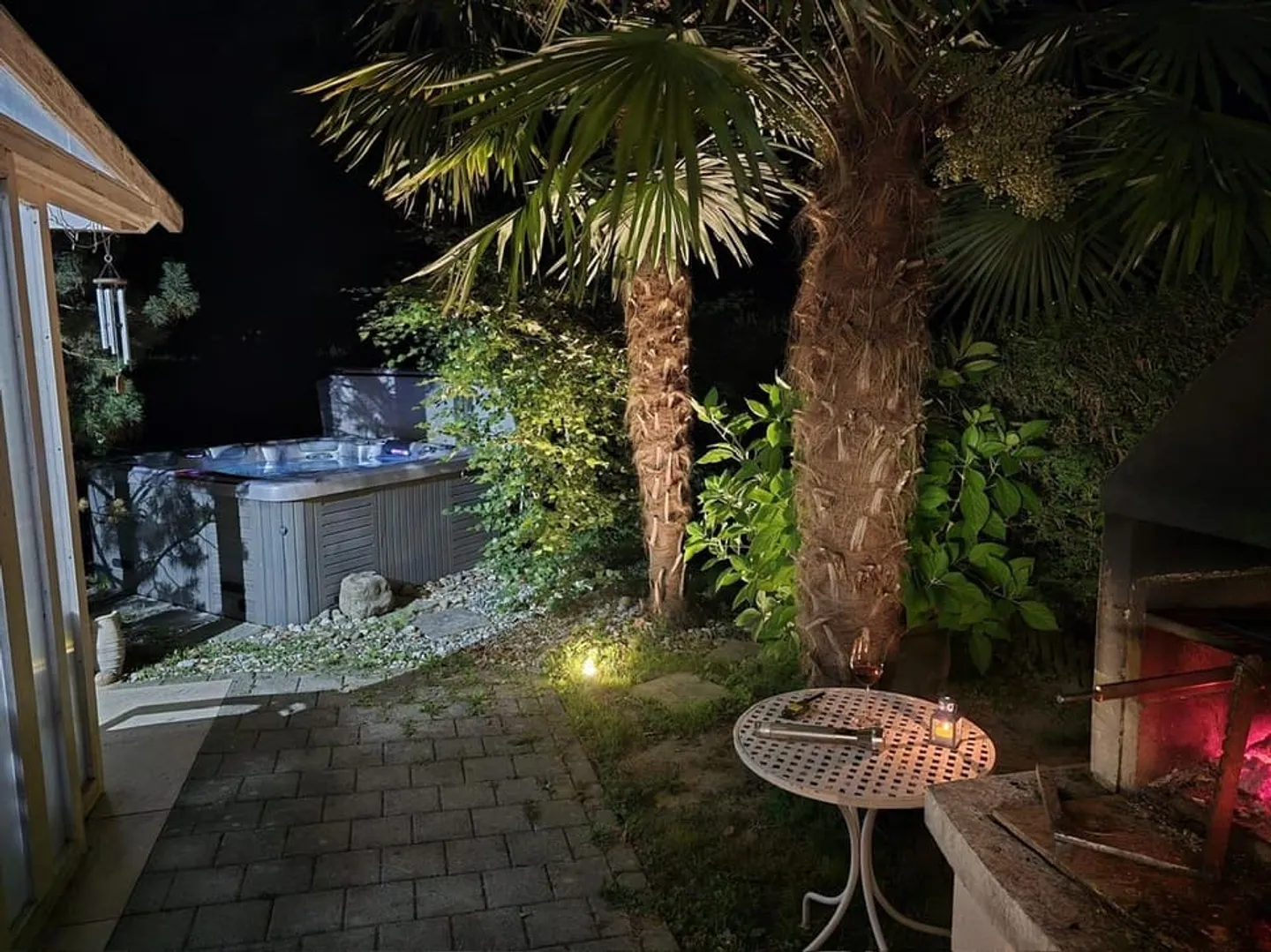 Villa angolare per amanti della natura e del Lago di Neuchâtel - Foto 2 di 13