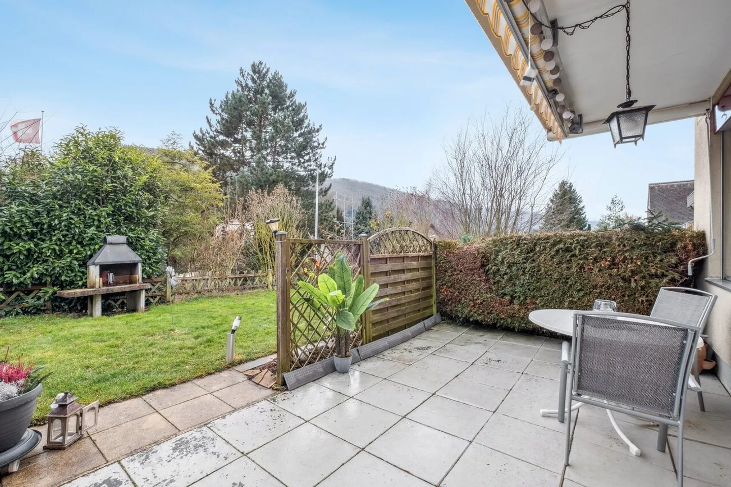 Charmantes Familienhaus mit Garten - Foto 7 von 8