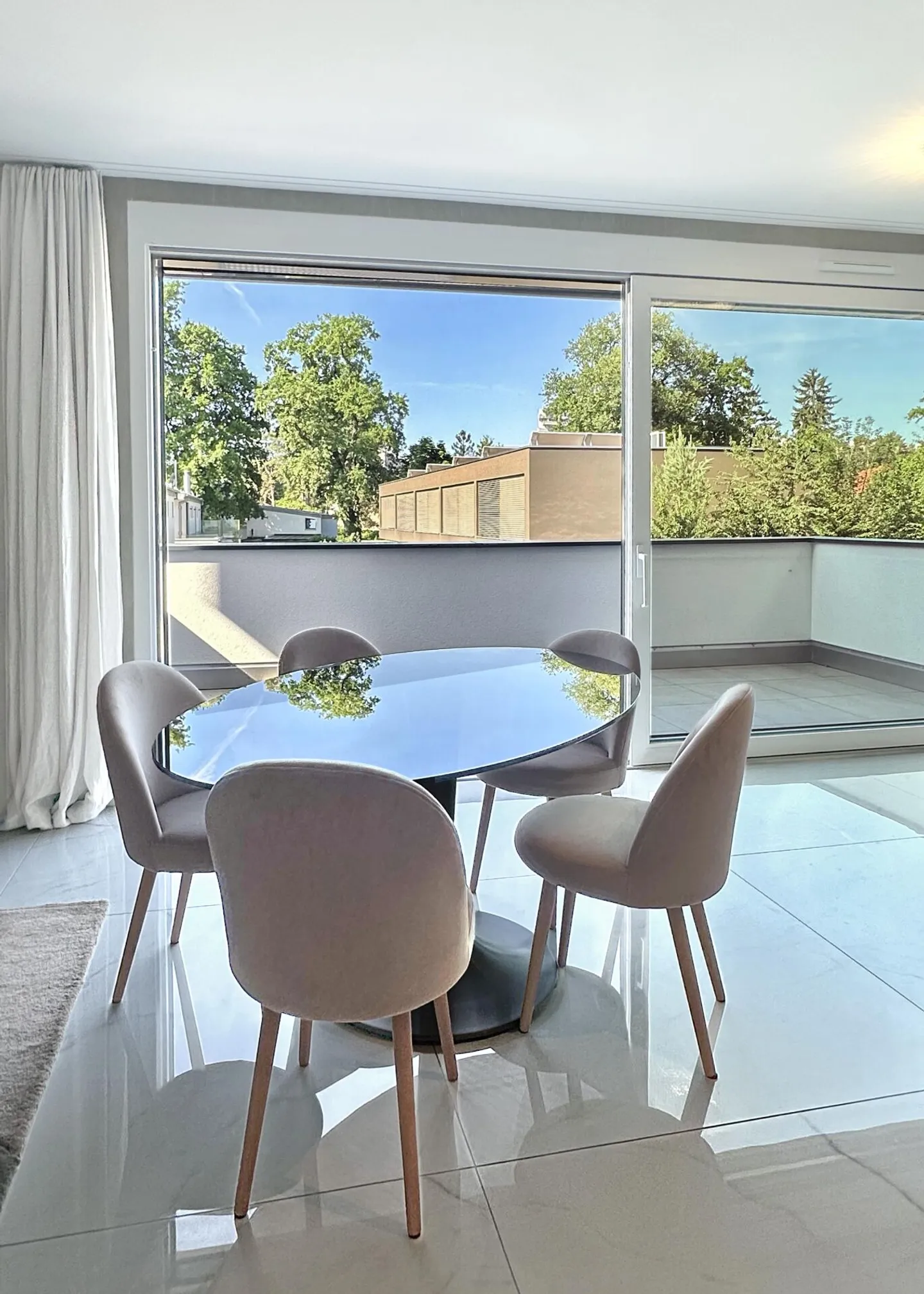 Appartement Moderne à Chêne-Bougeries - Photo 3 sur 29