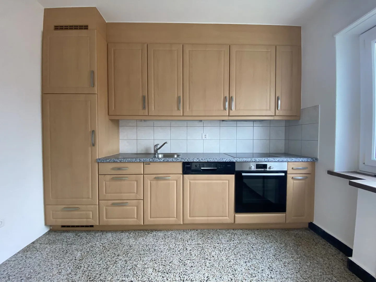 3-Zimmer-Wohnung im 3. Stock - Foto 2 von 6