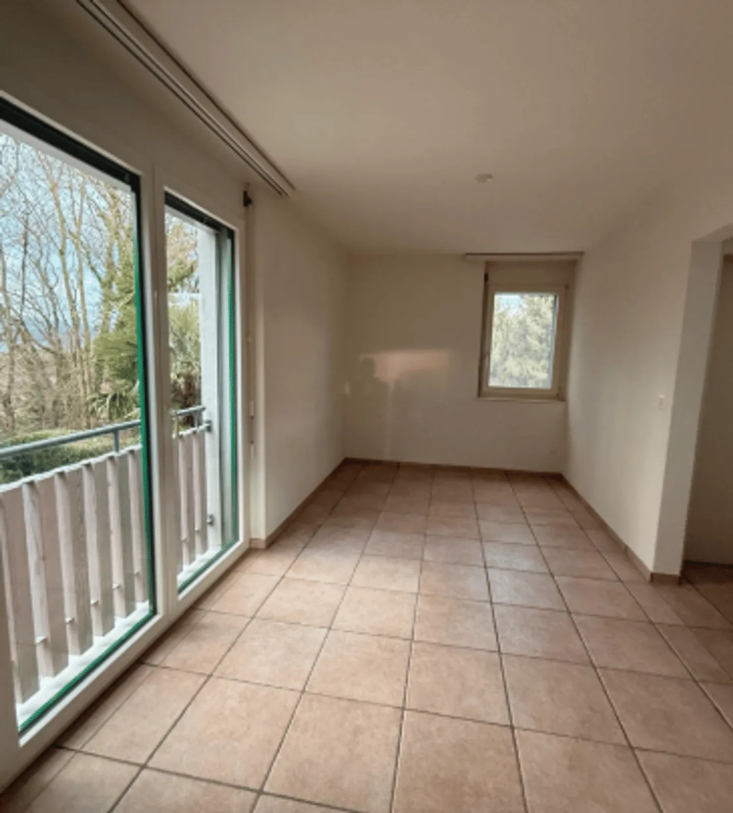 Villa angolare per amanti della natura e del Lago di Neuchâtel - Foto 12 di 13