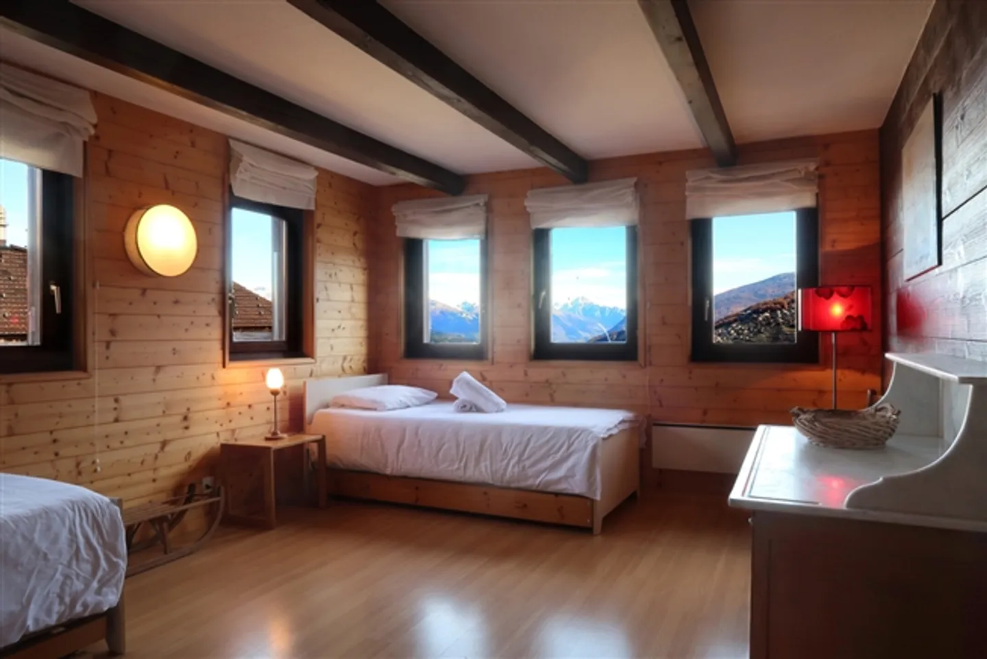 Affascinante casa di villaggio di 5,5 stanze con ristorante in vendita - Foto 15 di 20