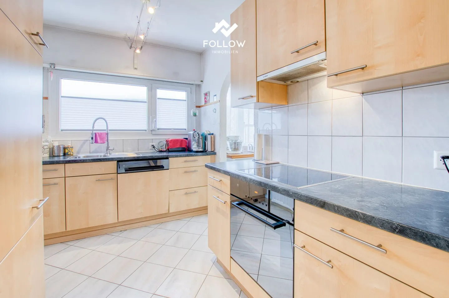 Vivere con vista lago come in una casa unifamiliare - Foto 7 di 18