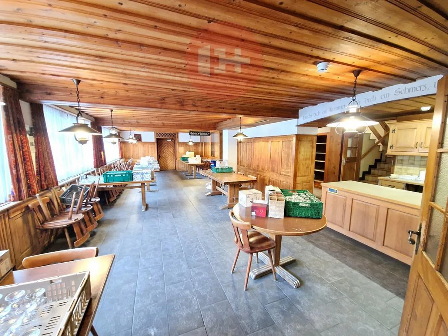 Rustikales Hotel mit Pool in Boltigen - Foto 10 von 17