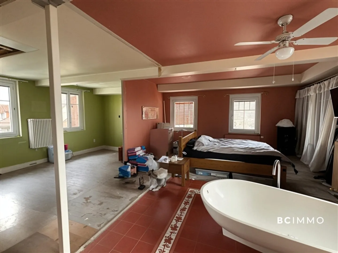 Building for Renovation in the Village of Cossonay - Photo 7 of 8