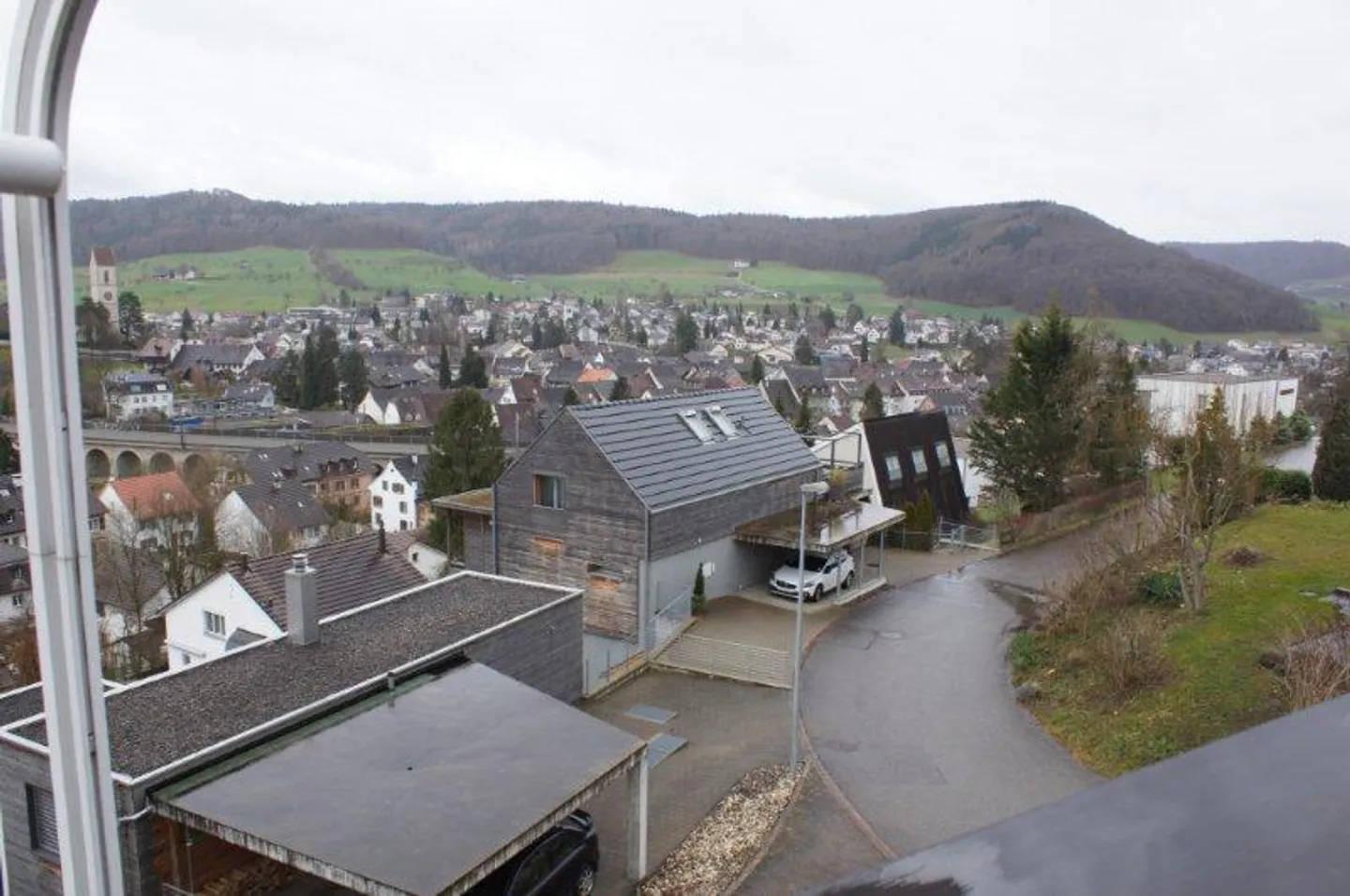 Charmante Dachgeschosswohnung - Foto 2 von 13