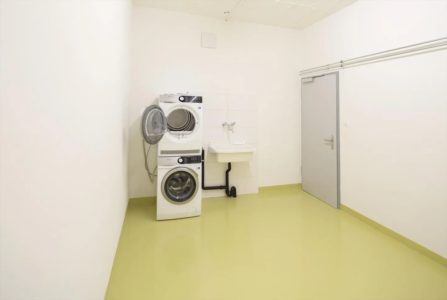 Appartement récemment rénové dans le centre-ville - Photo 15 sur 16