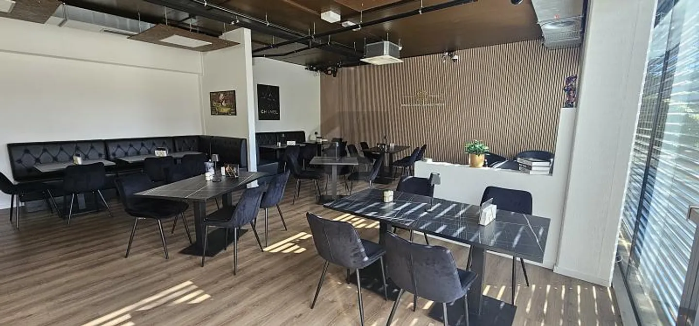 RISTORANTE BEN SITUATO NEL CENTRO MIGROS - Foto 1 di 6