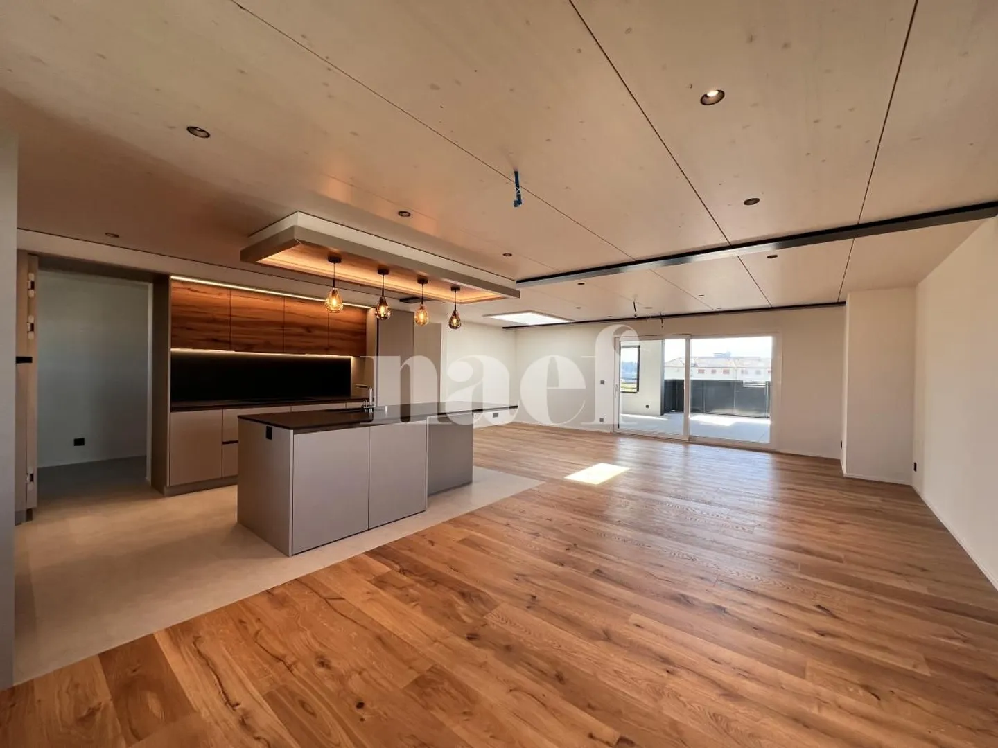 Appartement Éblouissant avec Vue sur Montagne - Photo 3 sur 11