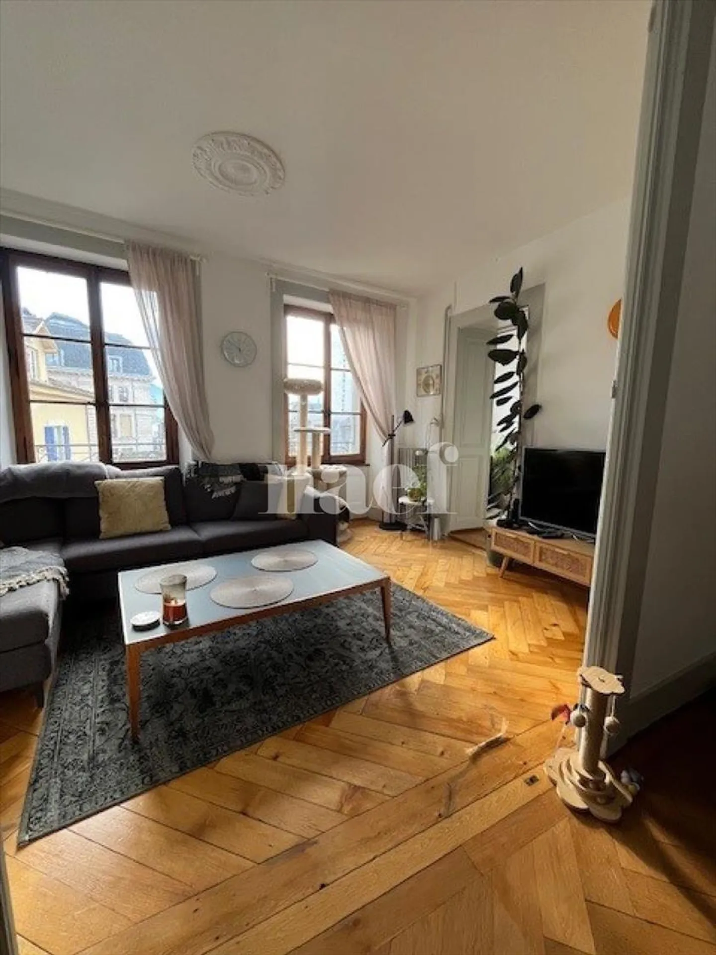 Appartement 4 pièces - Photo 2 sur 8