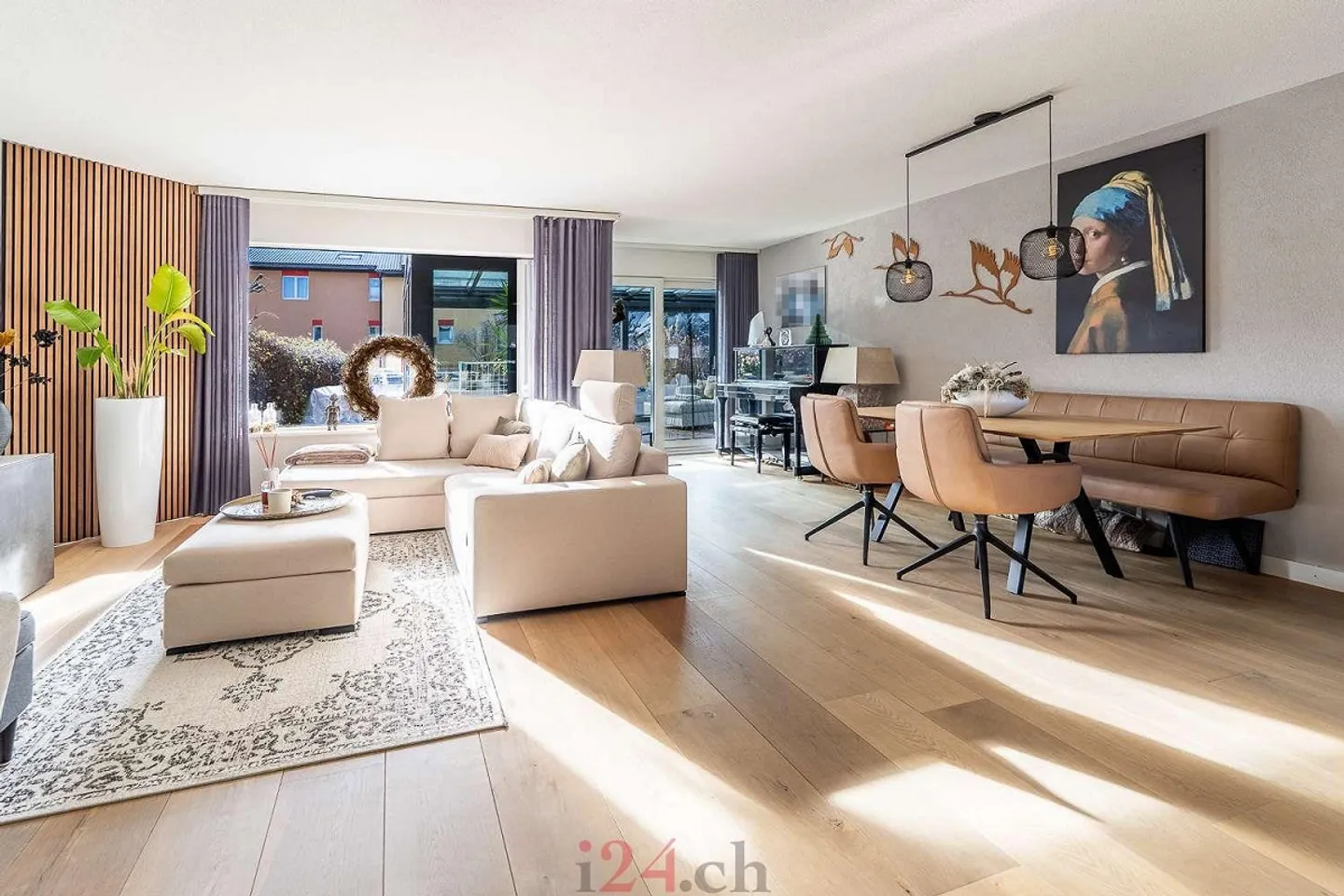 Well-maintained semi-detached family house with winter garden and view of the... - Photo 3 of 13