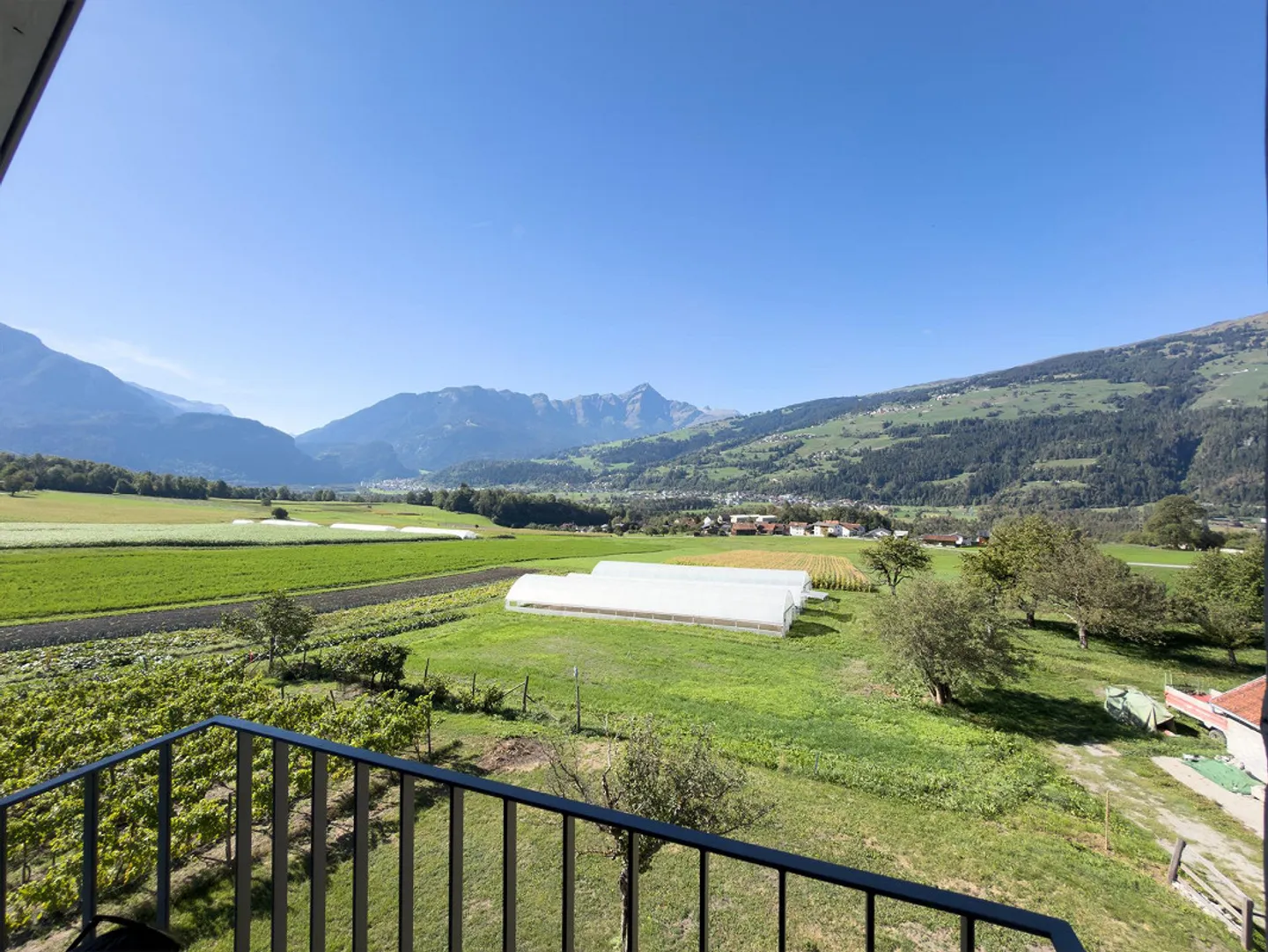 High-quality 5-room maisonette apartment in Domleschg - Photo 18 of 18