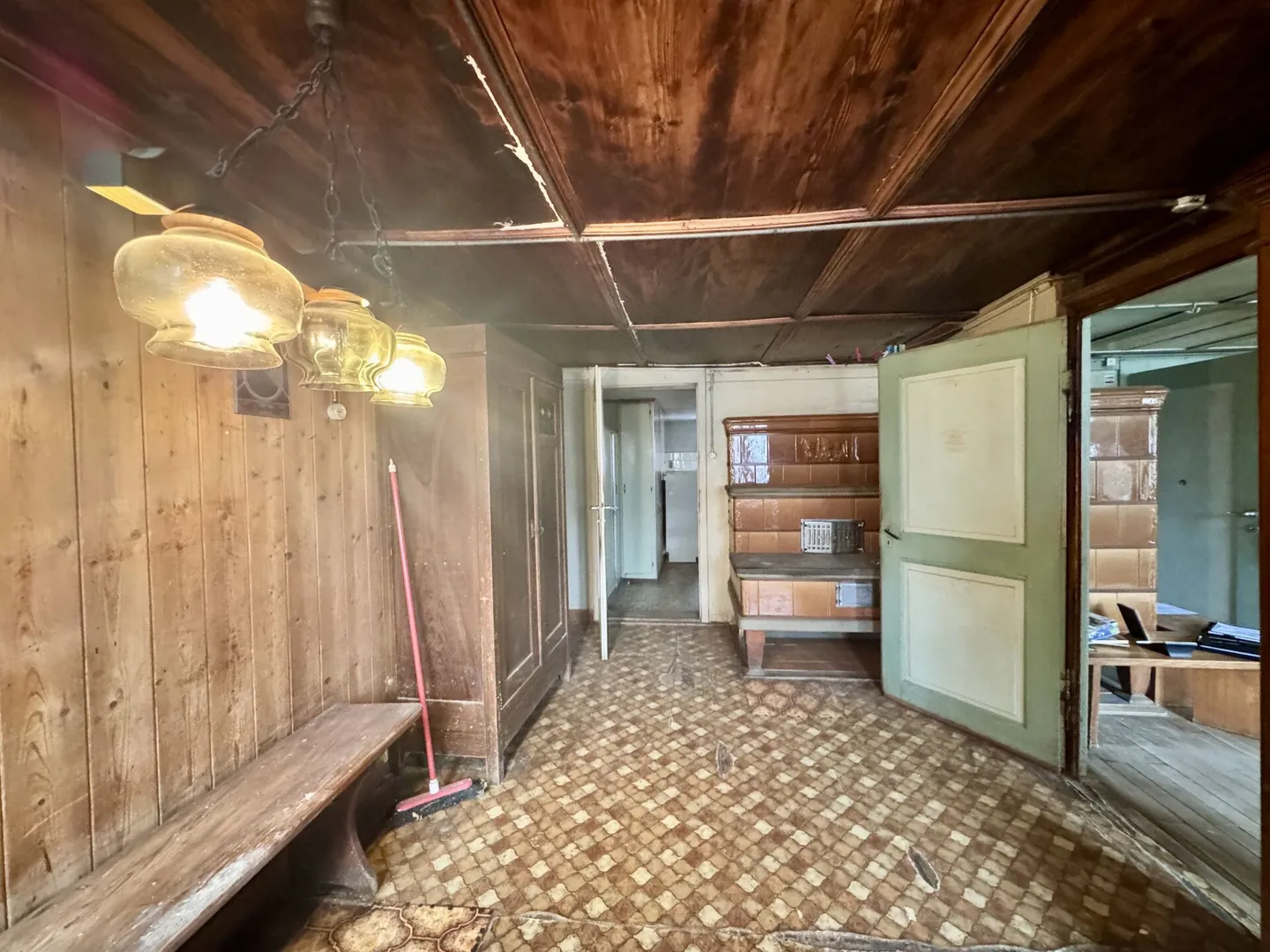 Charmantes Bauernhaus zum ausbauen im Dorfkern von Bachs - Foto 5 von 14