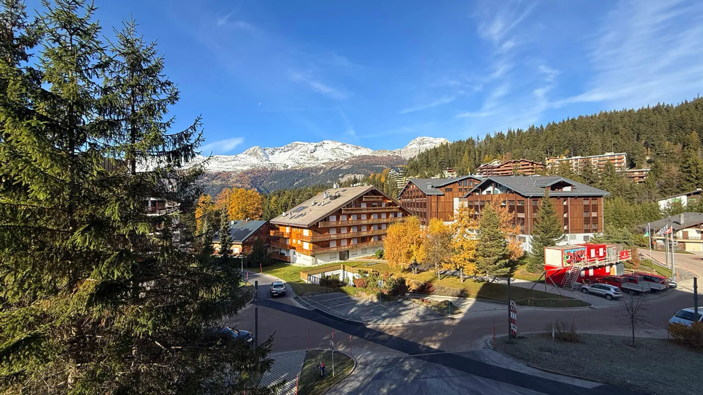 Appartamento 4,5 locali con vista sul campo da golf Ballesteros a Crans-Montana - Foto 11 di 15