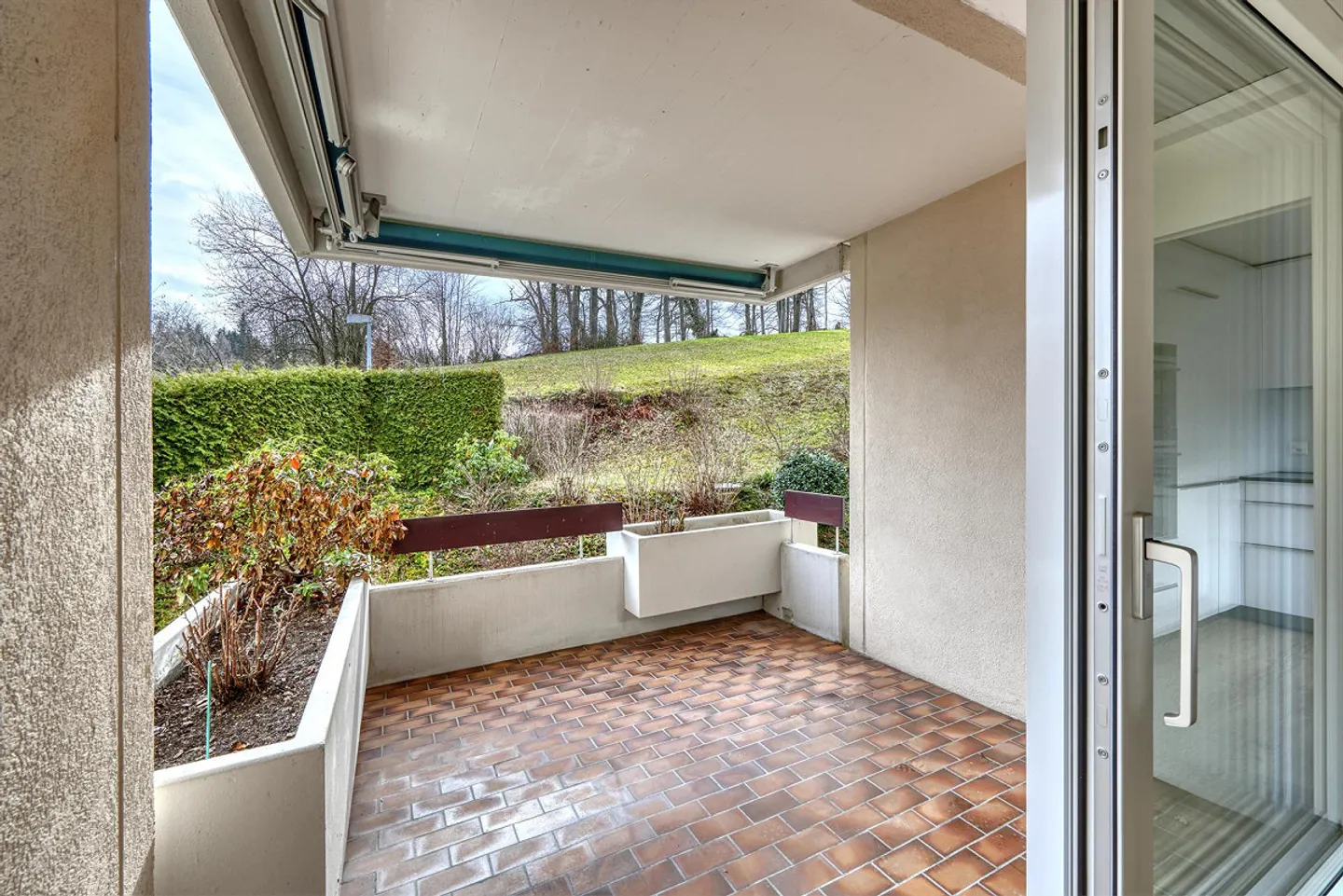 Appartement 7 pièces presque neuf avec vue imprenable - Photo 4 sur 14