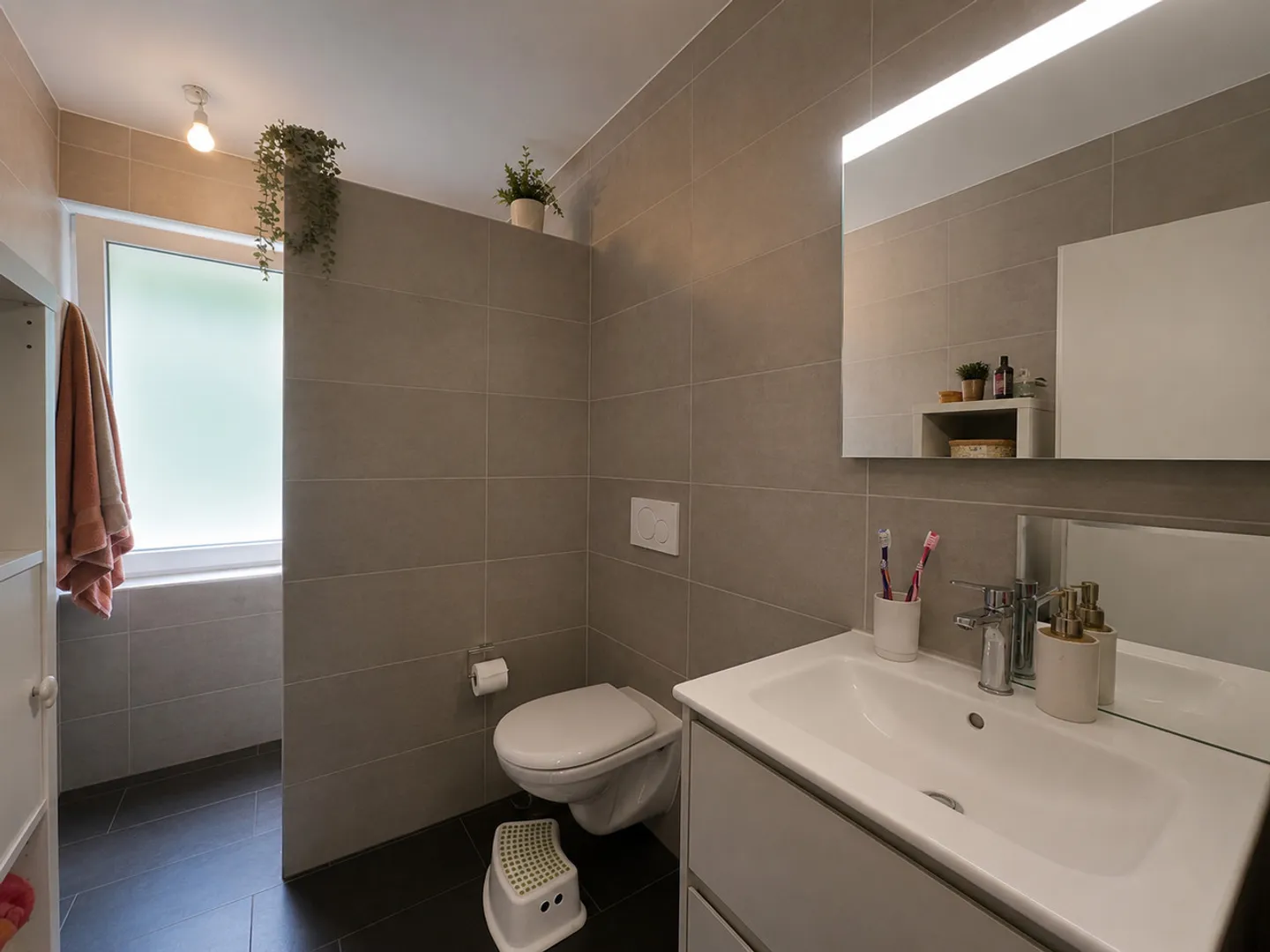 Moderne Familienvilla in Aproz - Foto 8 von 10