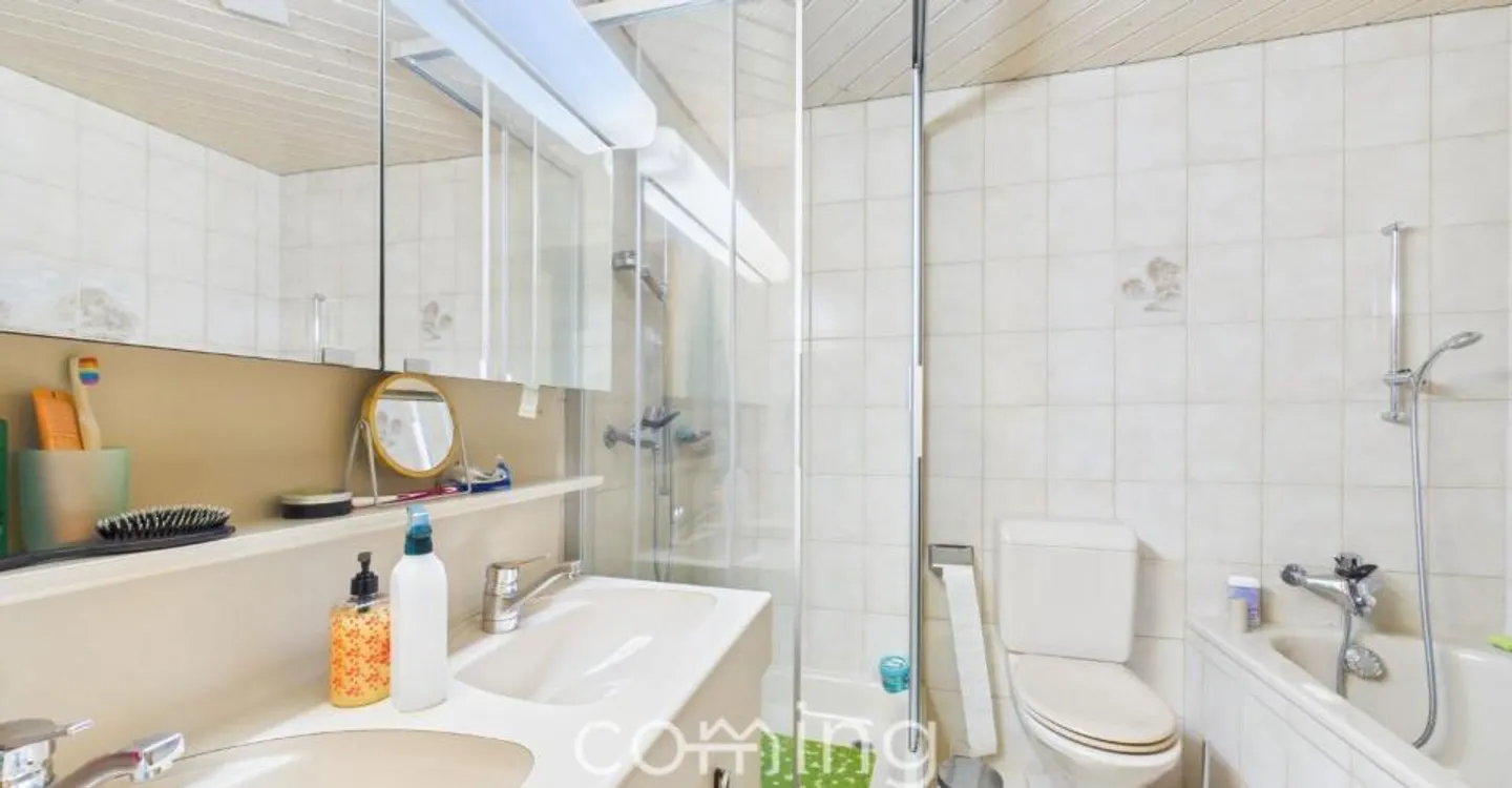 Light, Comfort and Immediate Availability - 3.5-Room Apartment in Turtmann - Photo 7 of 9