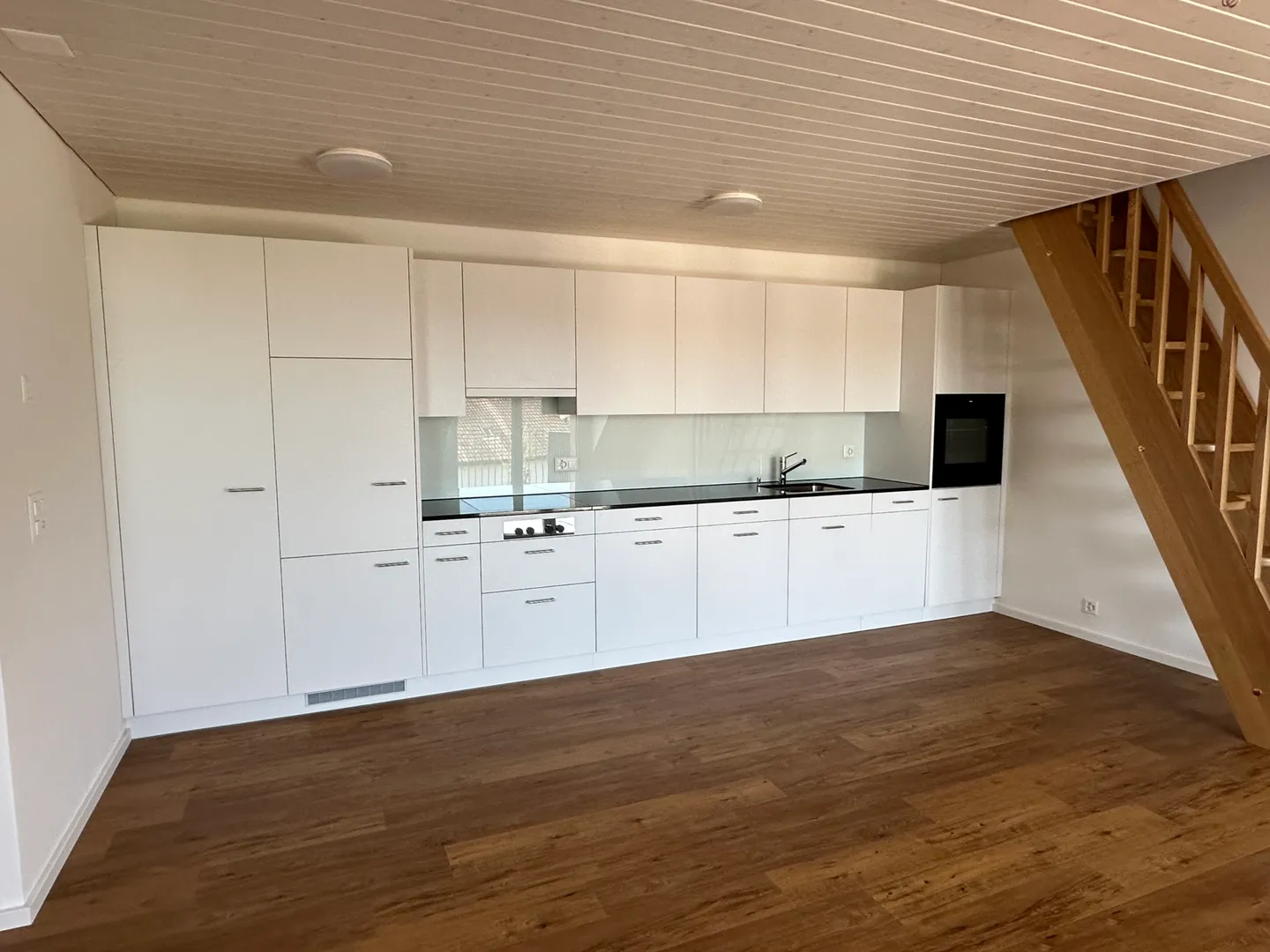 Beau logement dans un emplacement central - Photo 2 sur 4