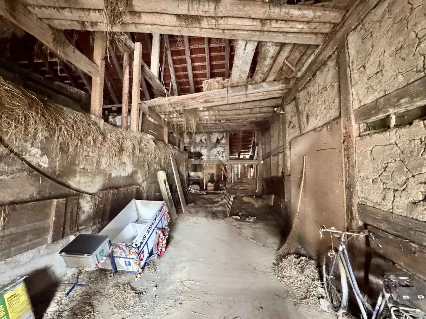 Charmantes Bauernhaus zum ausbauen im Dorfkern von Bachs - Foto 12 von 14