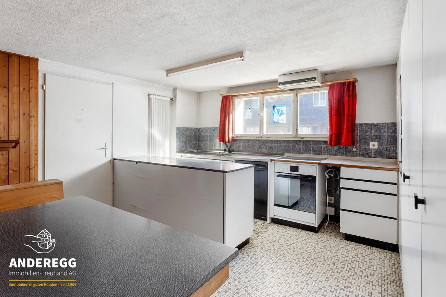 Projet de rénovation avec un grand potentiel ! - Photo 5 sur 15