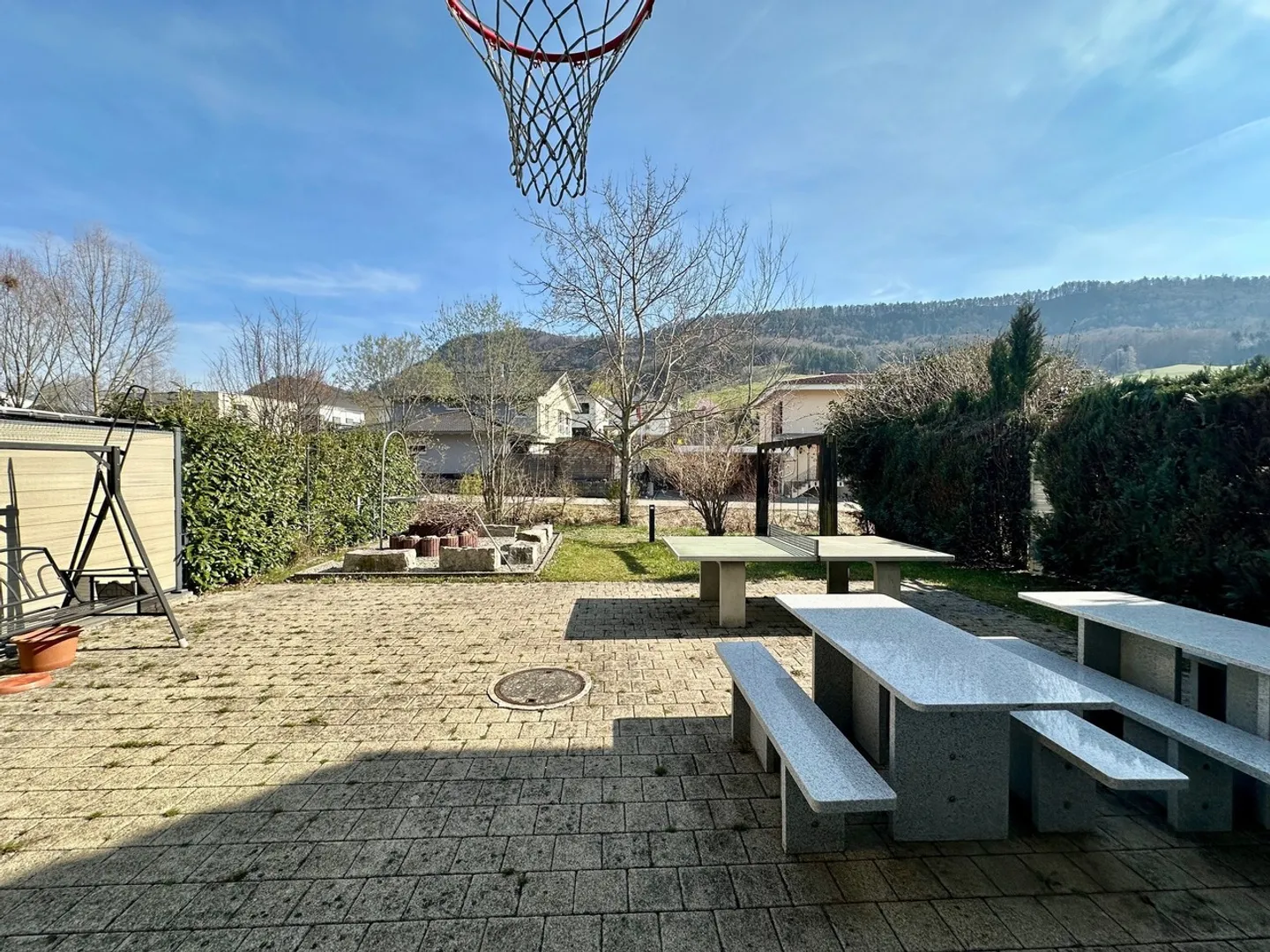 Maison mitoyenne familiale dans un emplacement calme et ensoleillé - Photo 16 sur 17