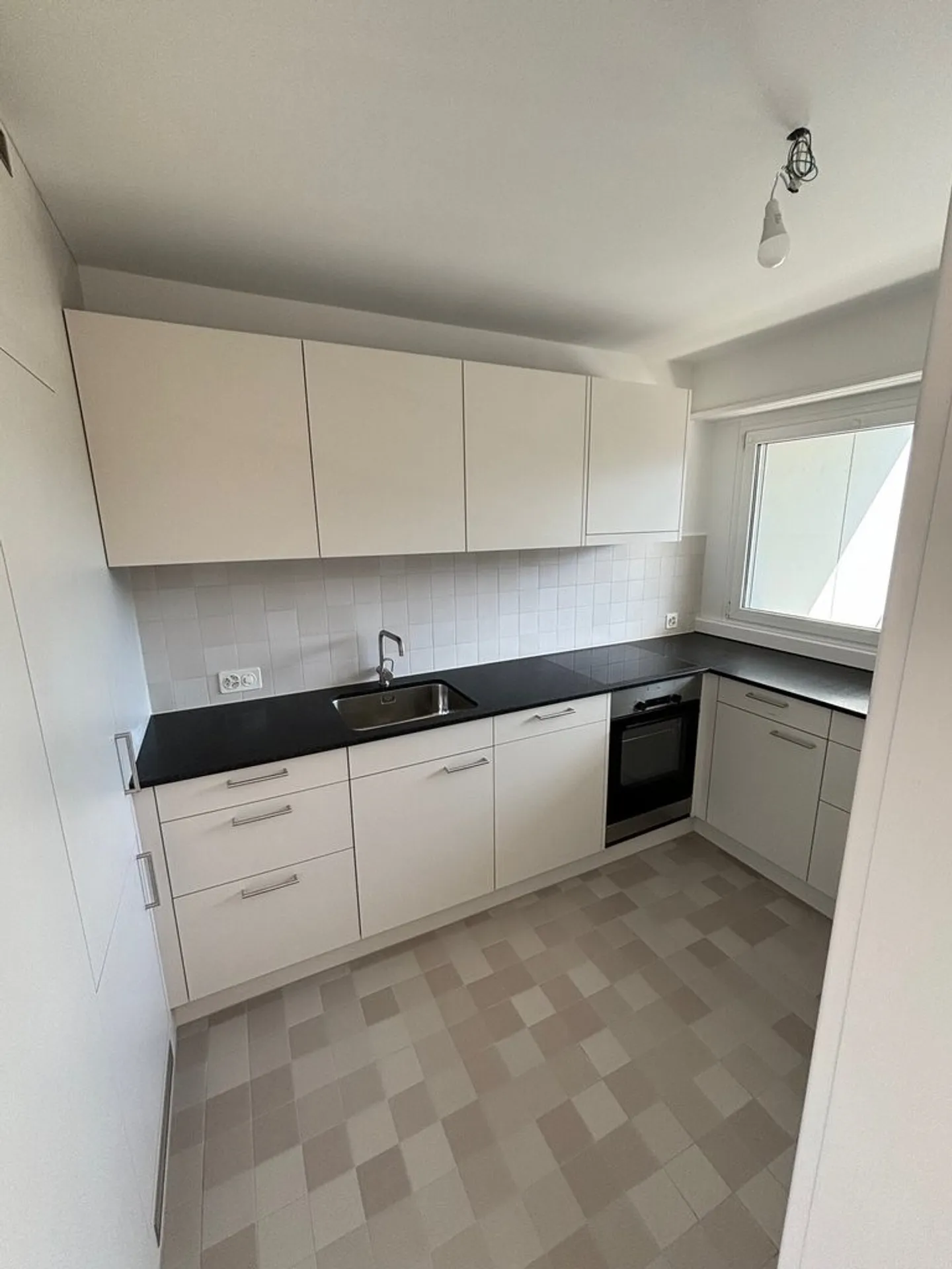 Apartment for rent - Photo 6 of 10