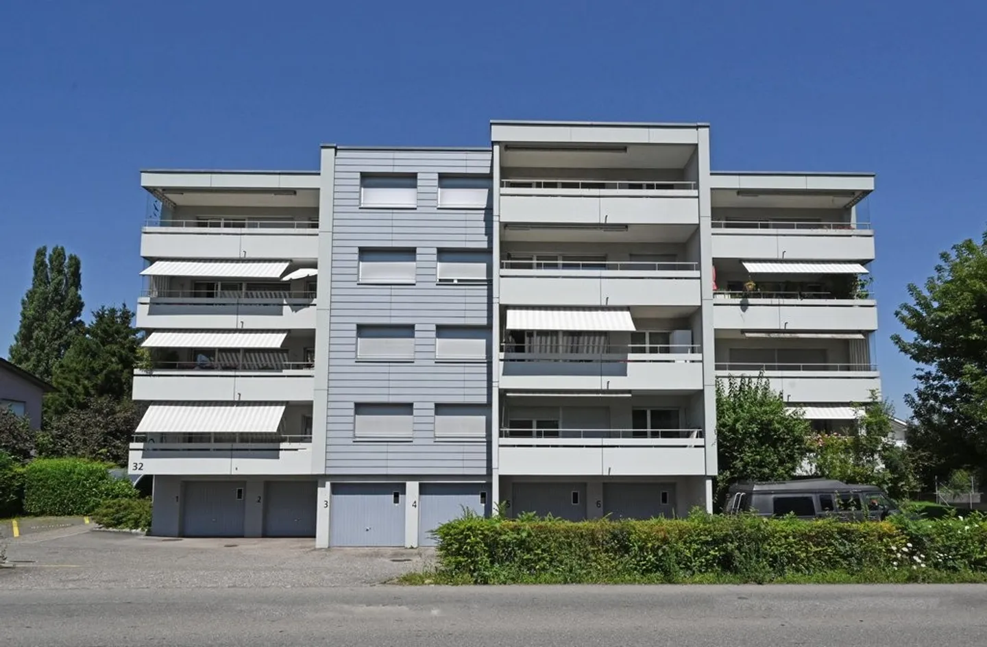 Apartment for rent - Photo 1 of 10