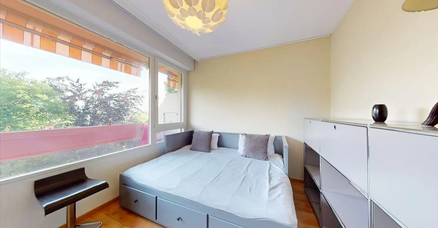 Appartement élégant 4 pièces - Photo 7 sur 14