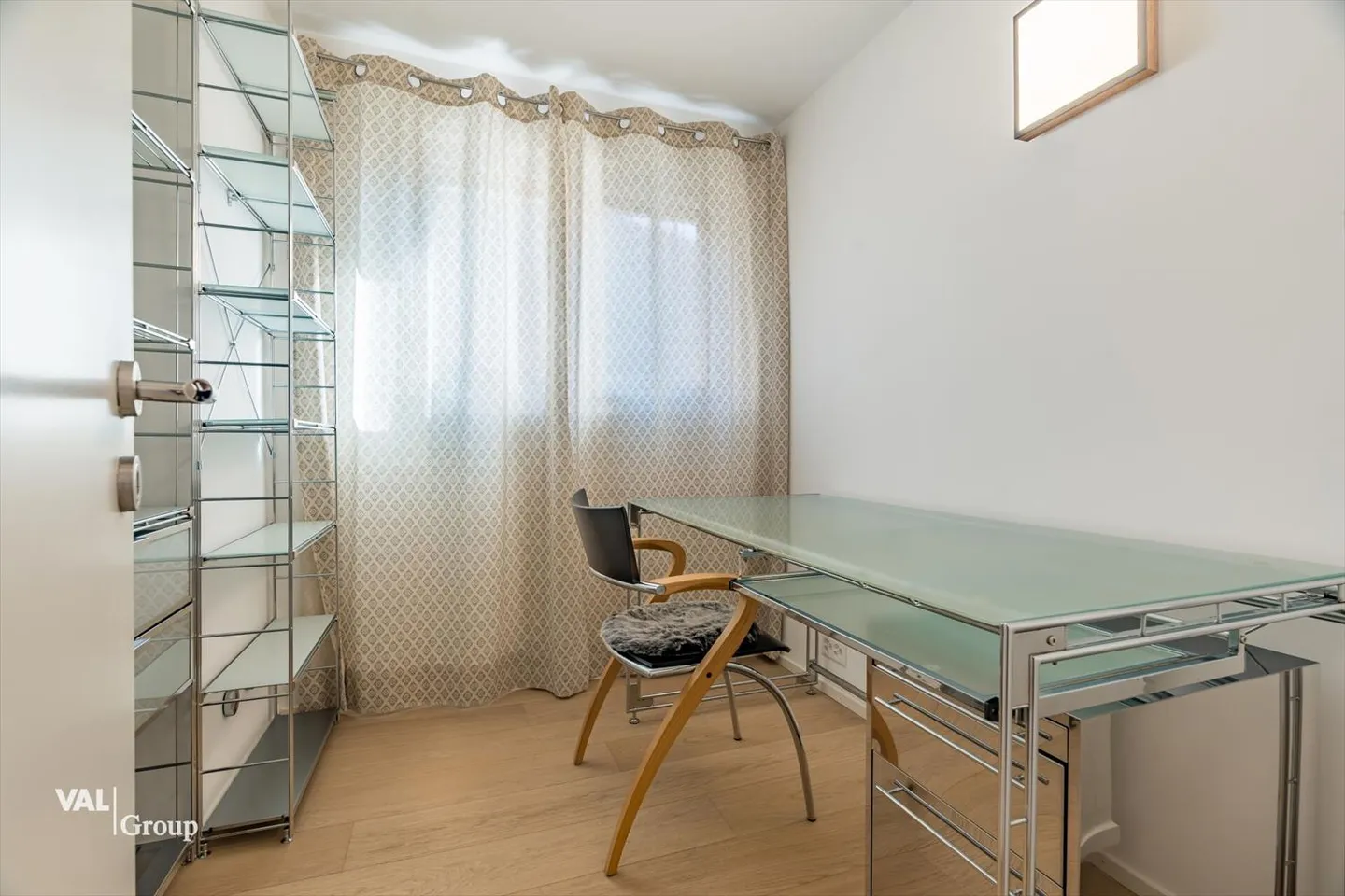 Élégance alpine et confort moderne au coeur de Crans-Montana - Photo 7 of 13