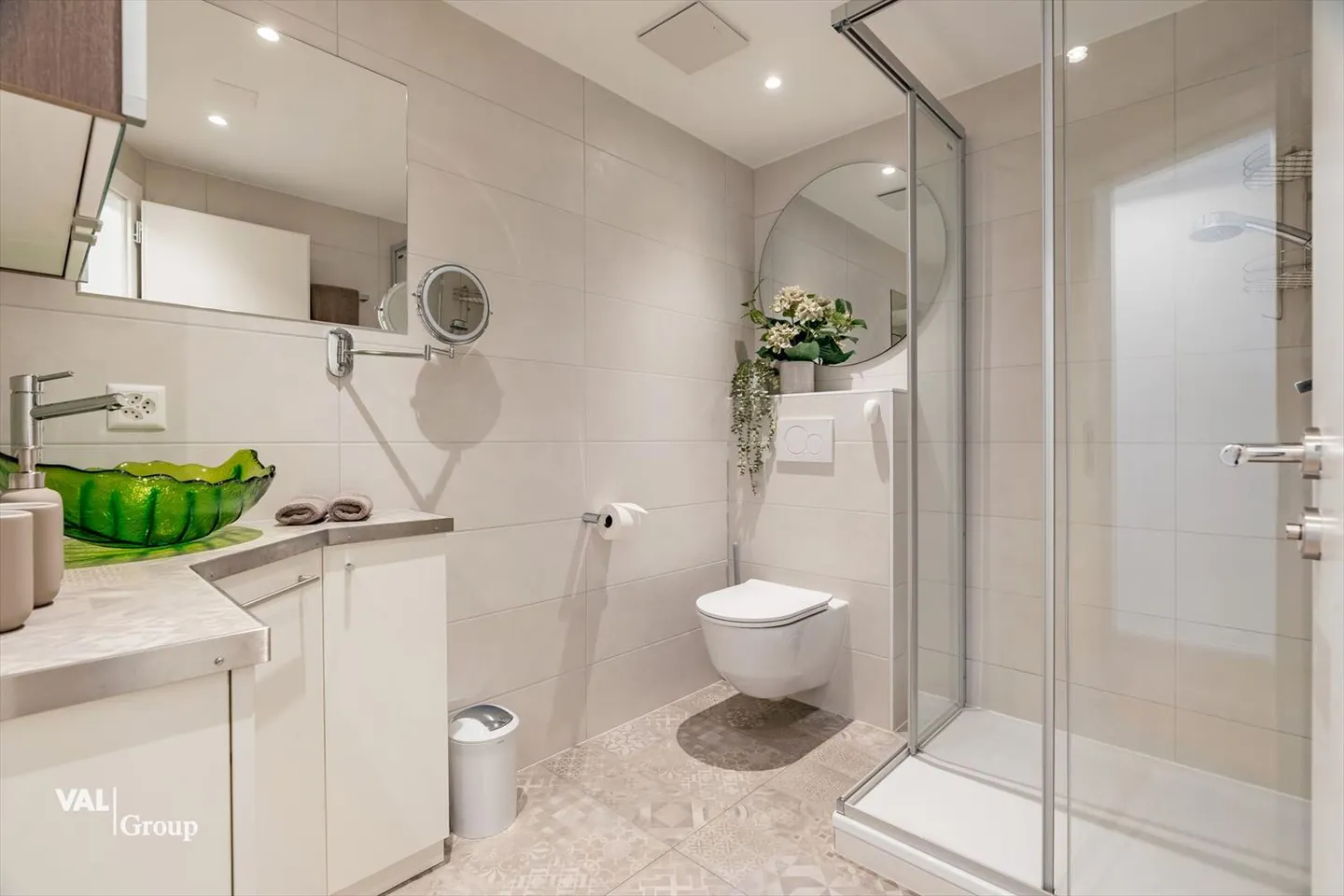 Élégance alpine et confort moderne au coeur de Crans-Montana - Photo 9 of 13