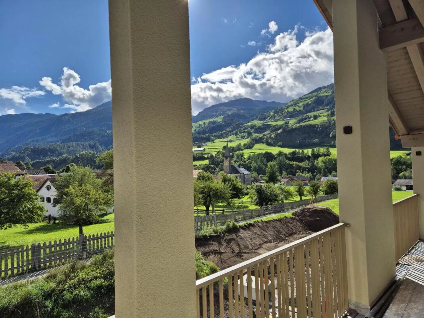 Appartamento Attico 4.5 stanze, In mezzo alle montagne - in mezzo al villaggio - Foto 6 di 13