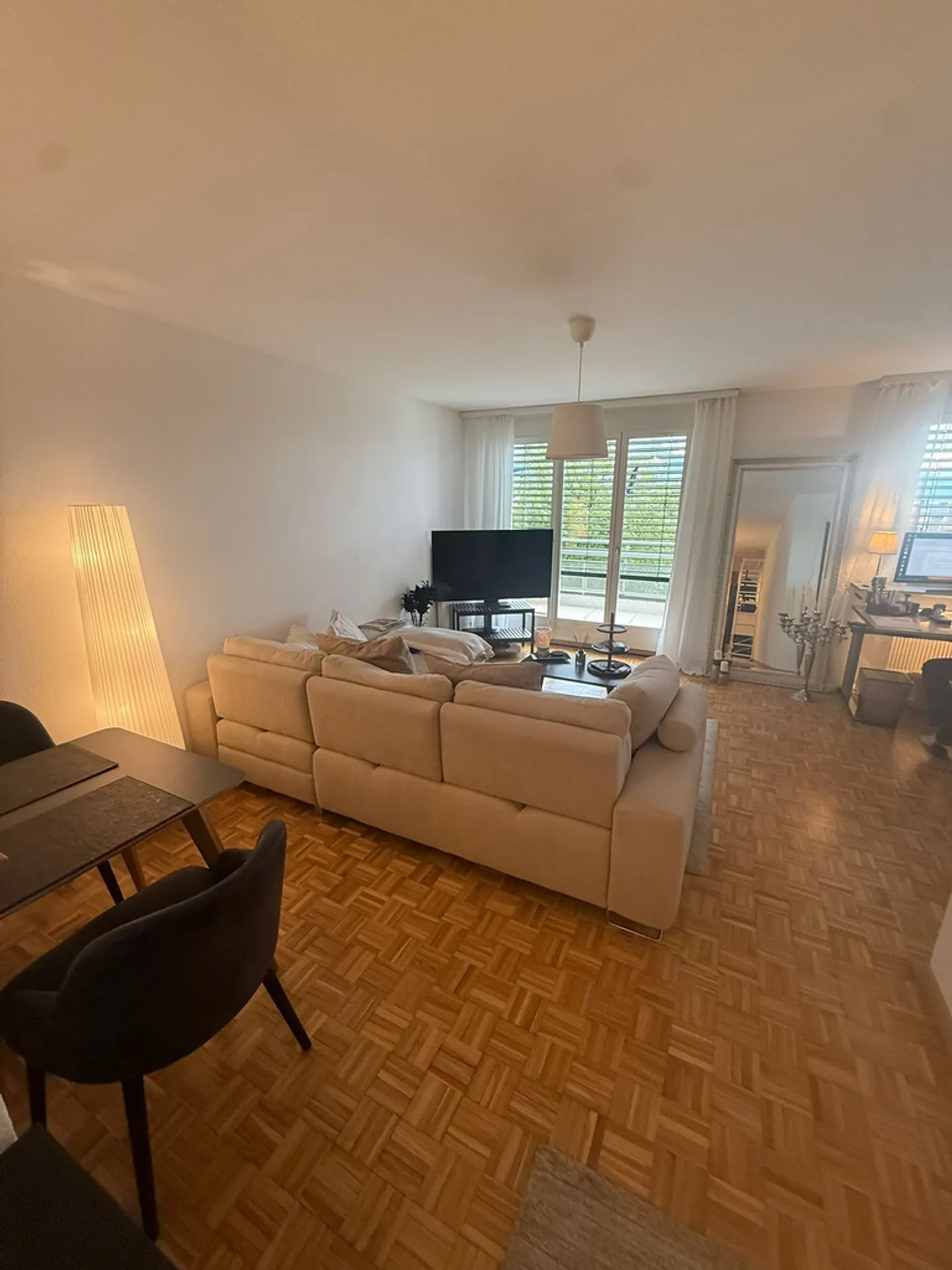 Charmant appartement 2.5 pièces - Photo 2 sur 6