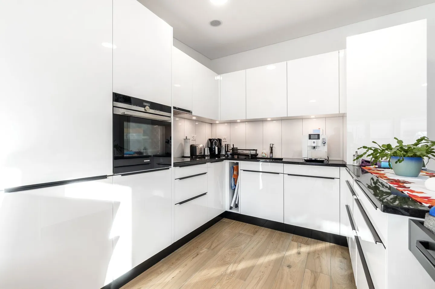 Moderner Bungalow mit 3,5 Zimmern - Foto 4 von 10