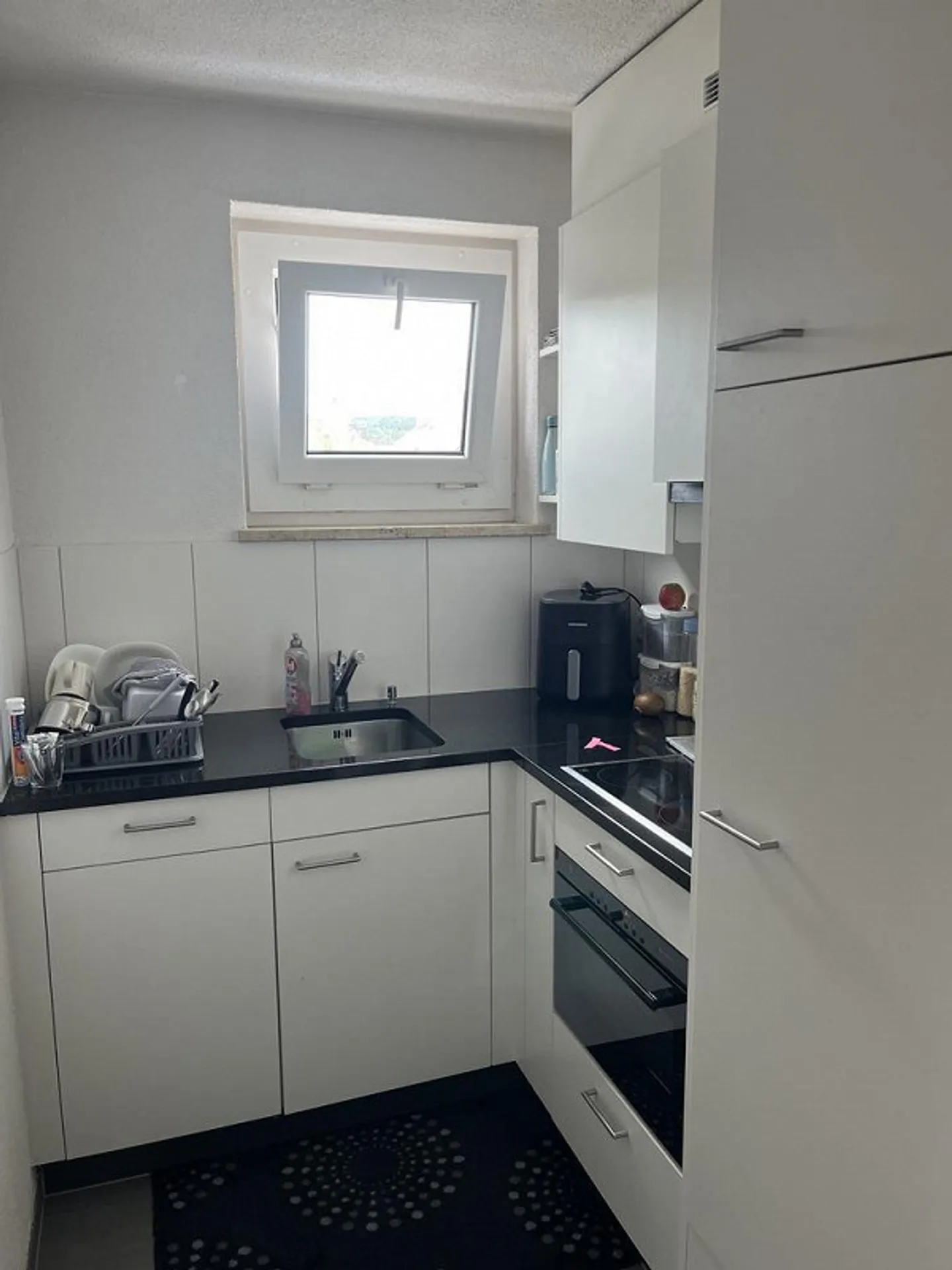 Compatto e vicino alla città - perfetto appartamento di 2,5 stanze vicino al Silberturm - Foto 5 di 7