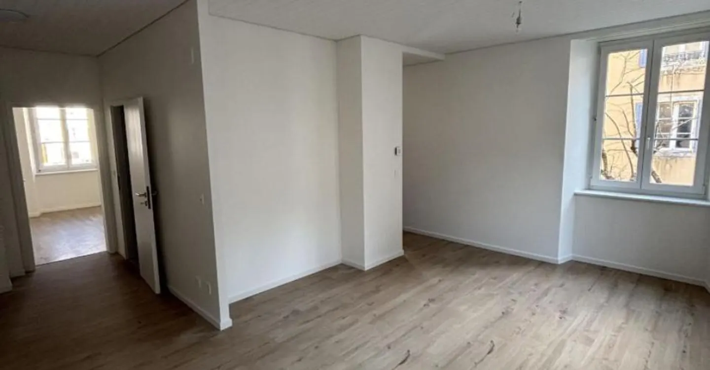 Small renovated apartment in the city center - Photo 3 of 7