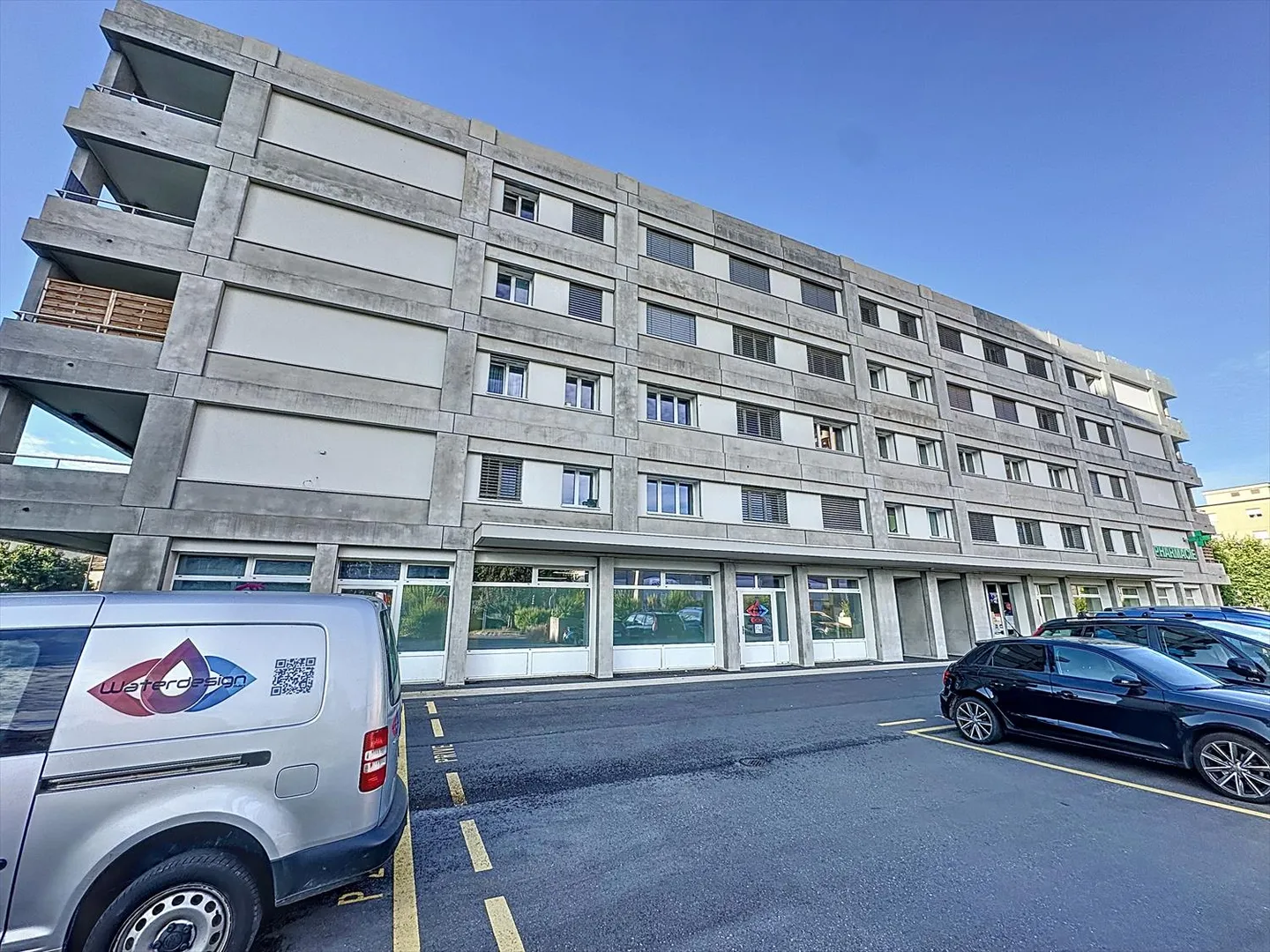 Place ouverte - Photo 1 sur 2