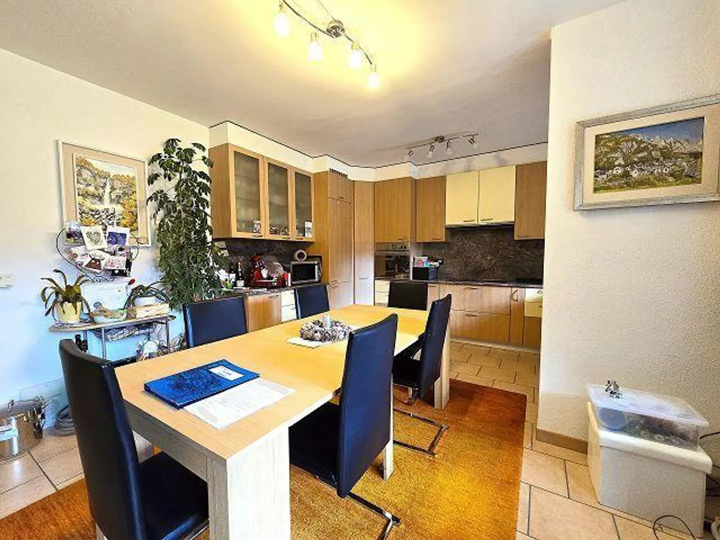 Beautiful 5.5 room house with large land and garage, beautiful view... - Photo 5 of 38